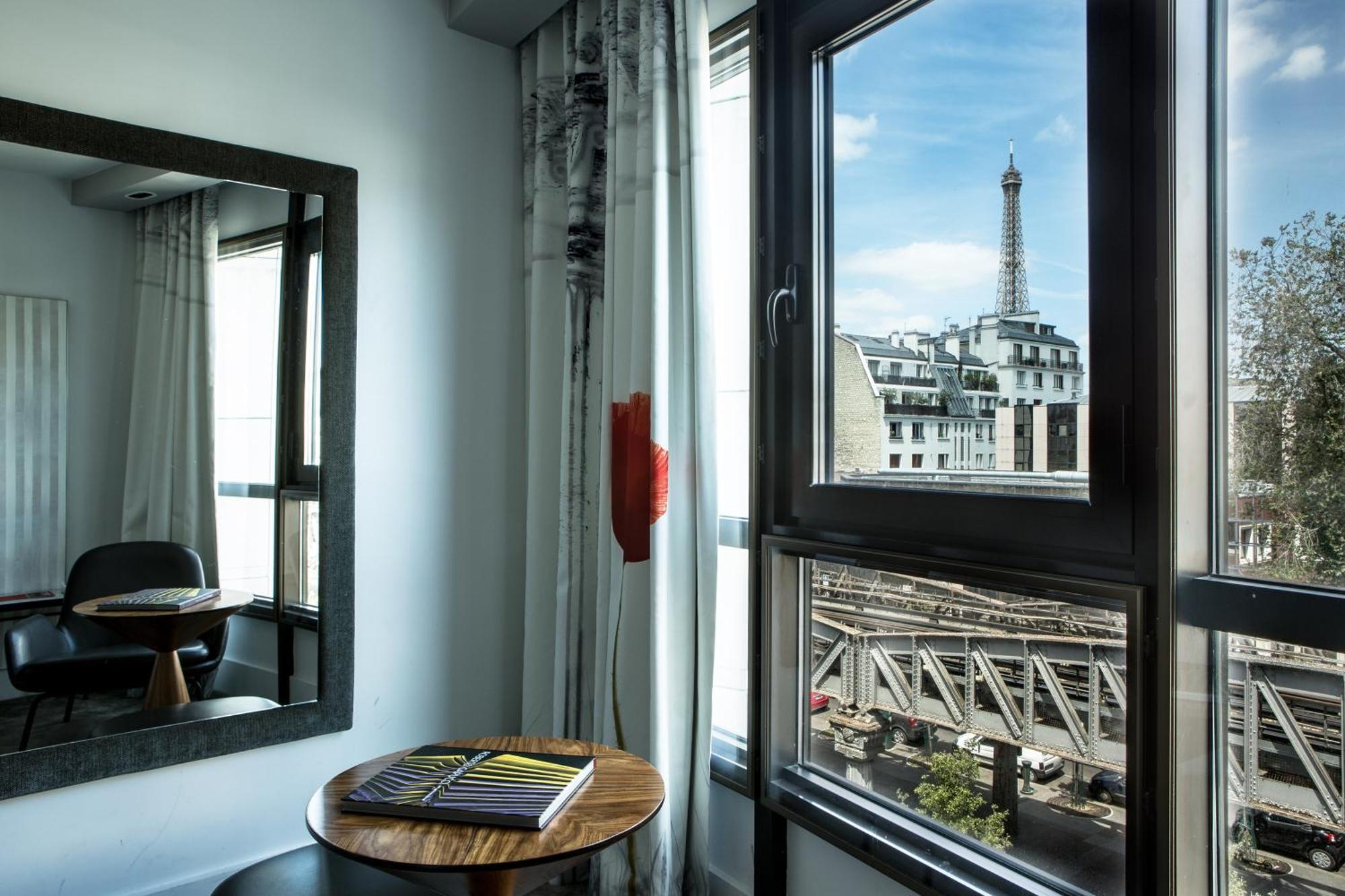 Double Room Eiffel Tower View – 3rd 4th floor,1115067780:JPEG