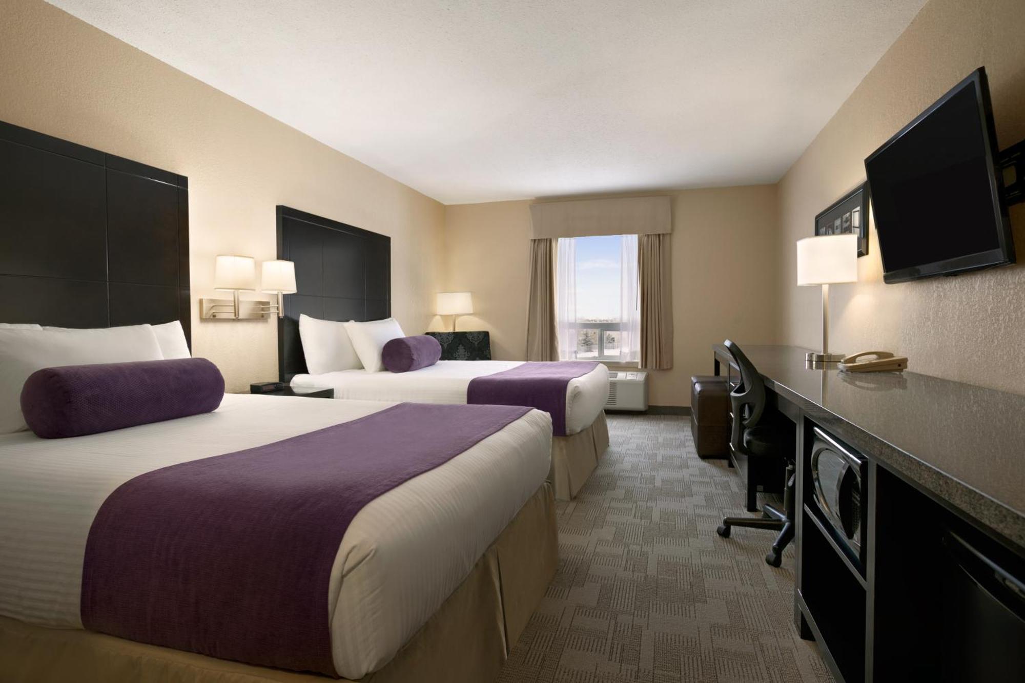 Queen Room Two Queen Beds Non-Smoking