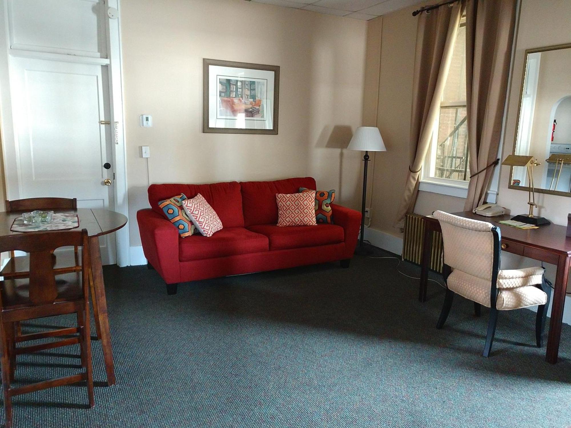 Deluxe Two-Bedroom Suite