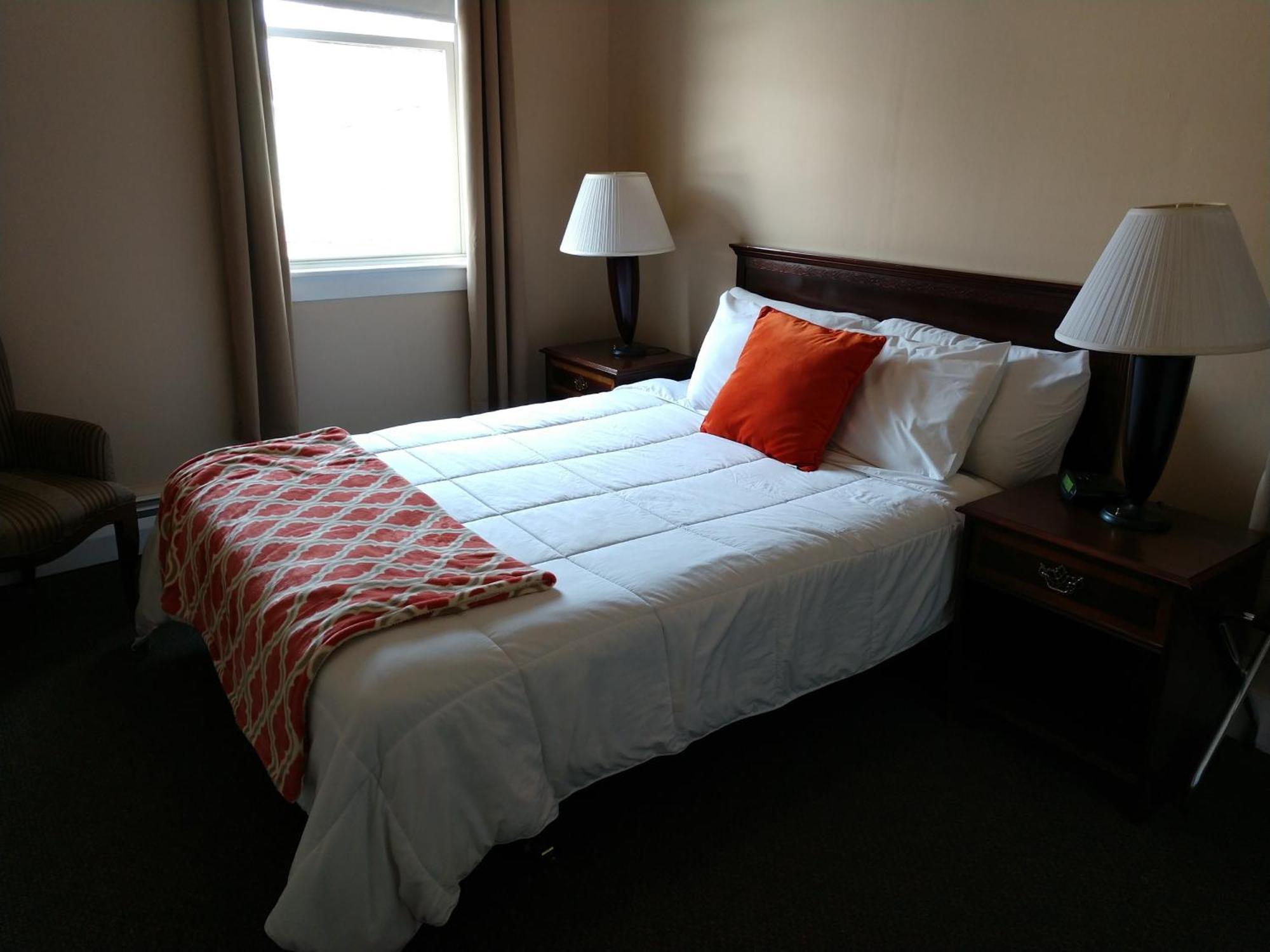 Deluxe Two-Bedroom Suite