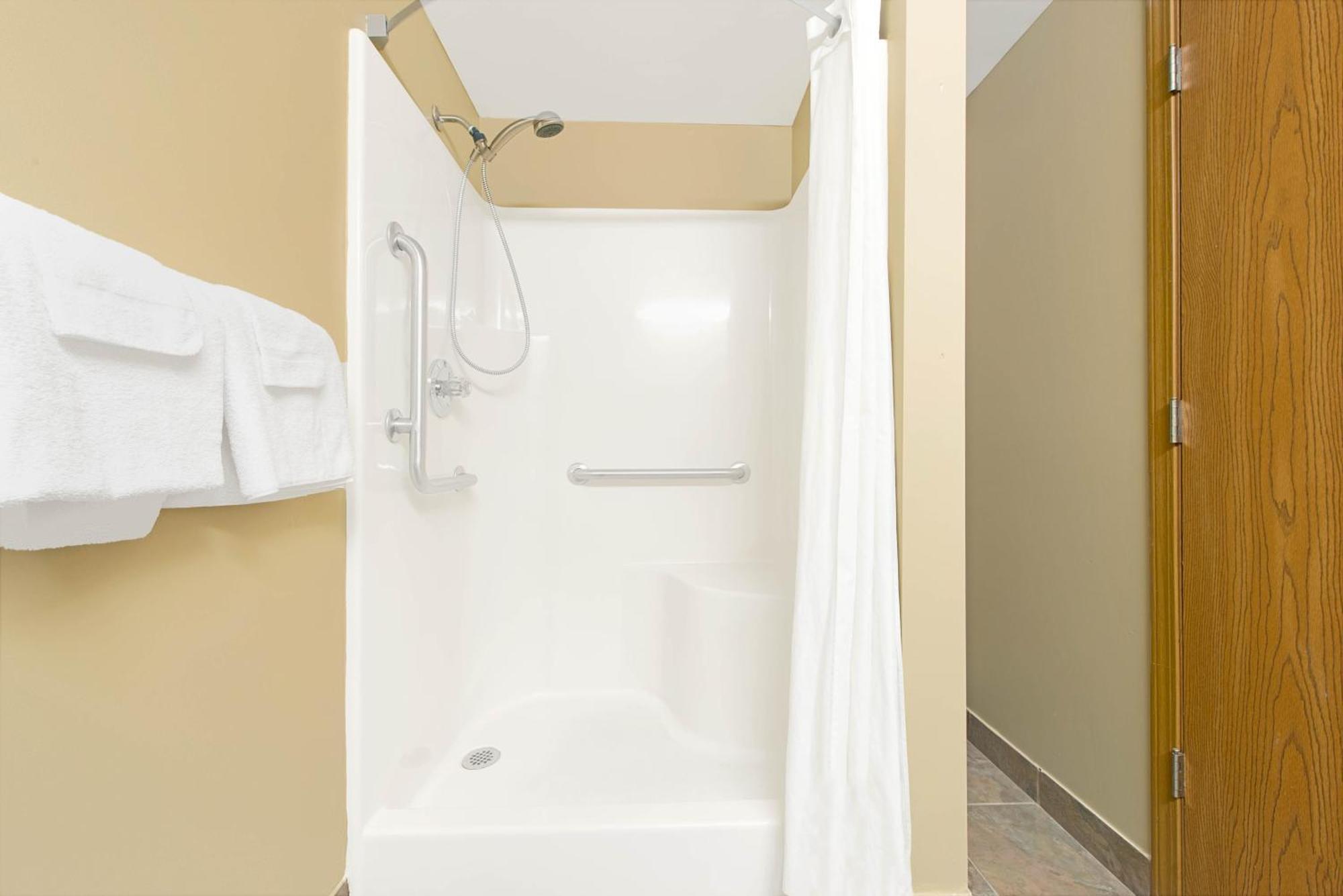 King Room - Disability Access/Non-Smoking
