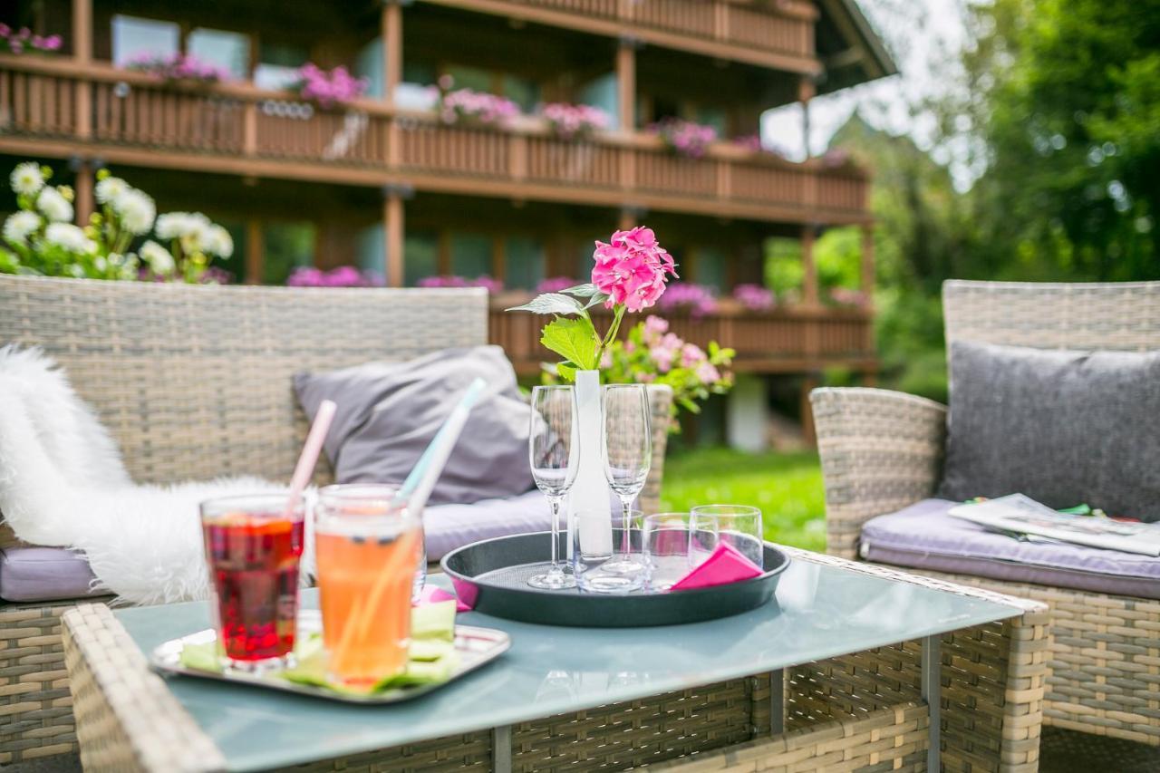 Premium Doppelzimmer mit Balkon und Gartenblick