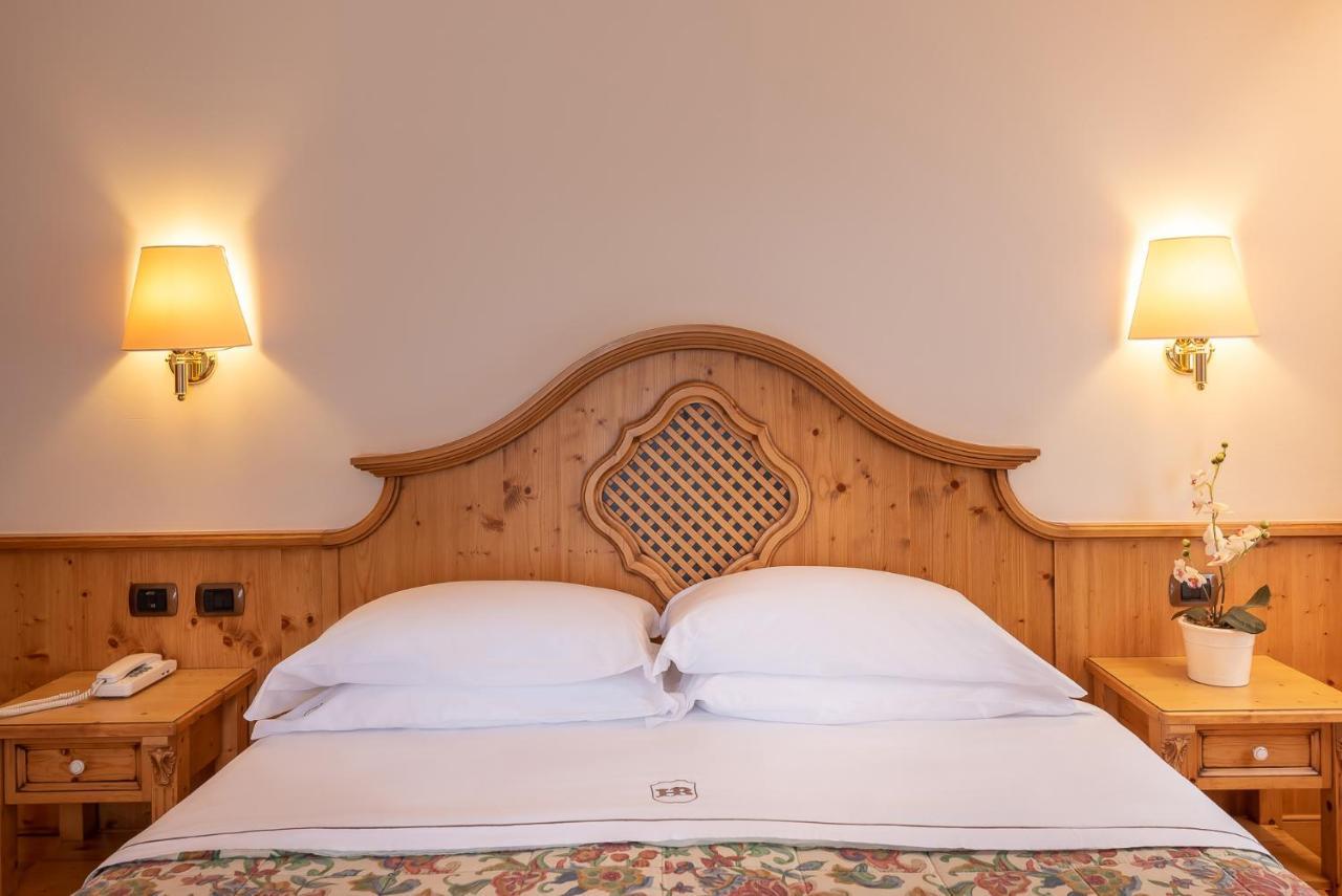Superior Double or Twin Room Mountain View