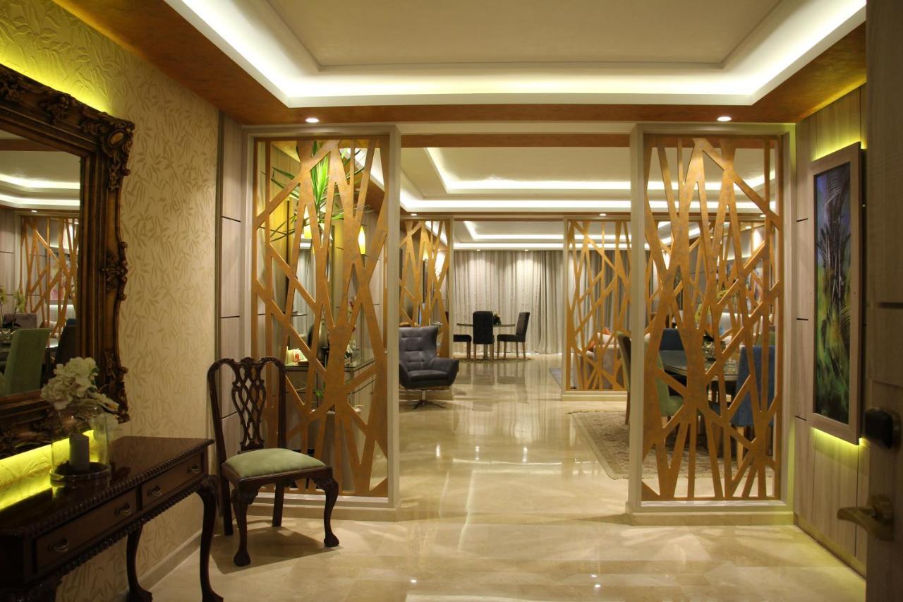 Royal Suite