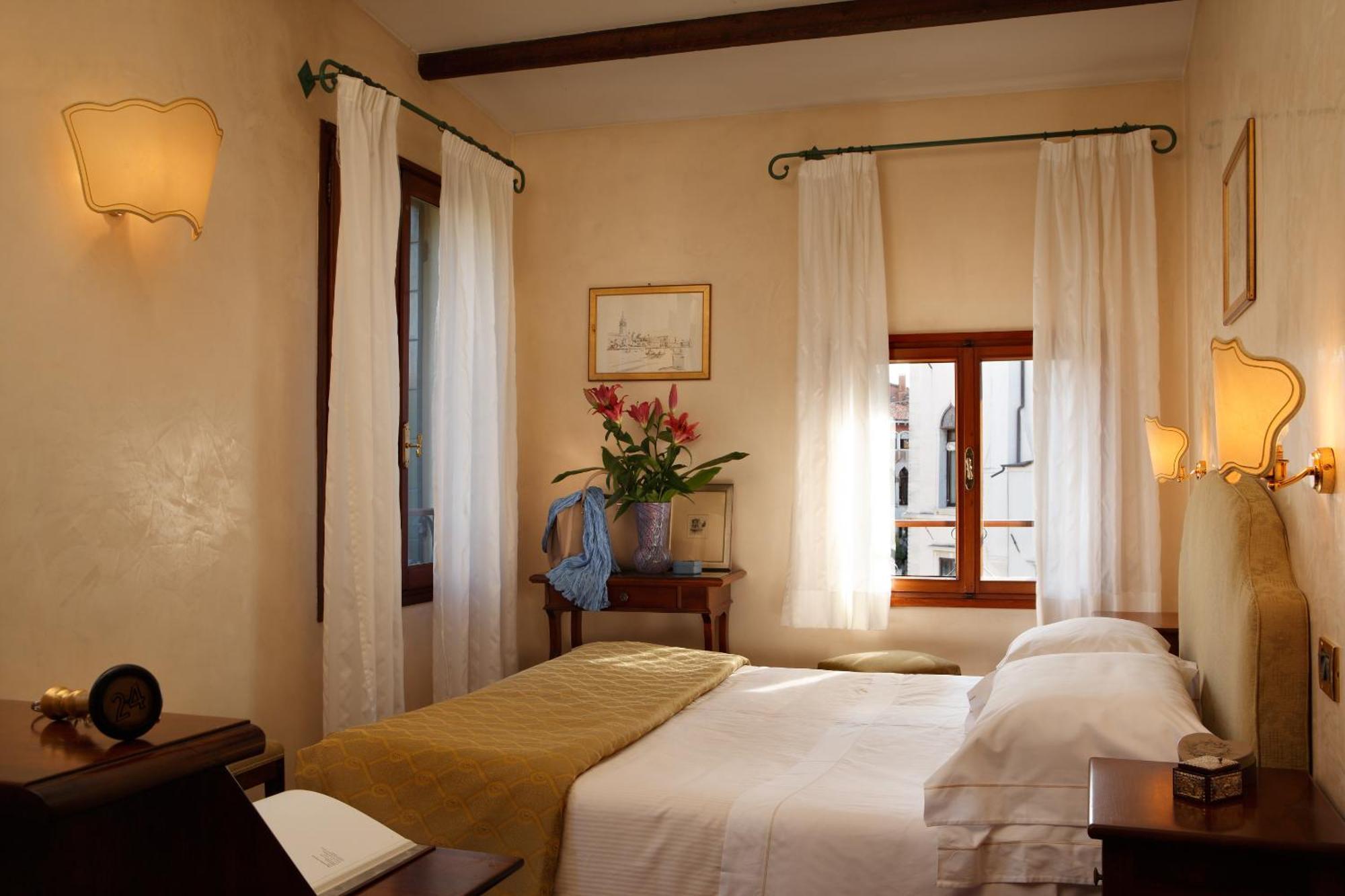 Classic Double or Twin Room