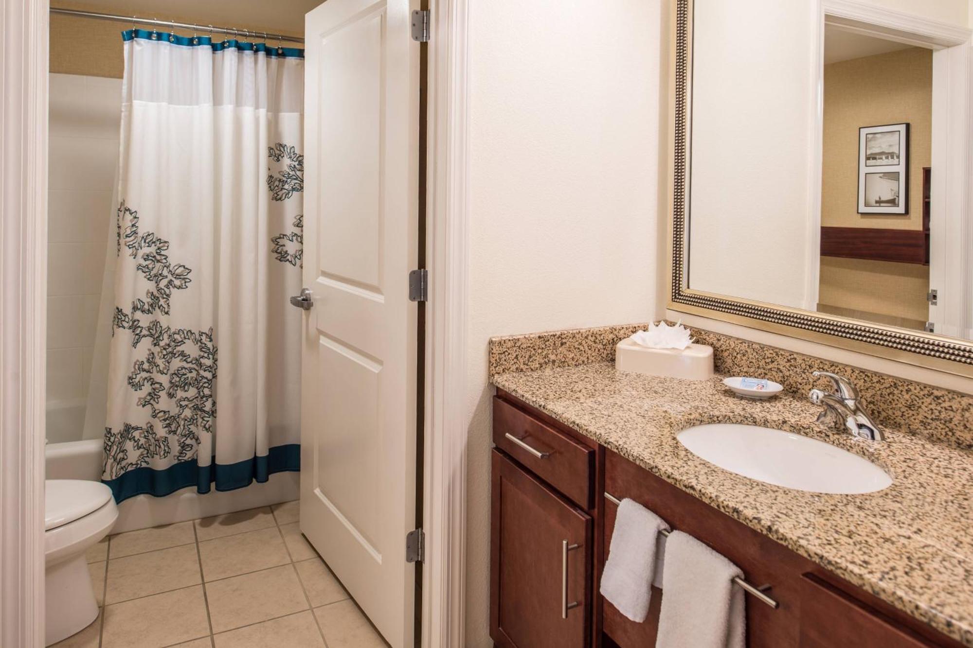 One-Bedroom Suite