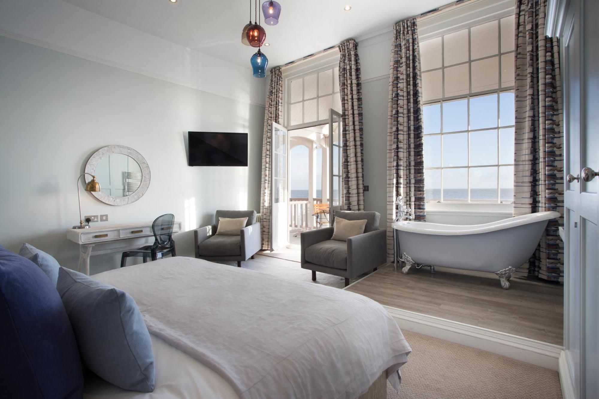 Balcony Room