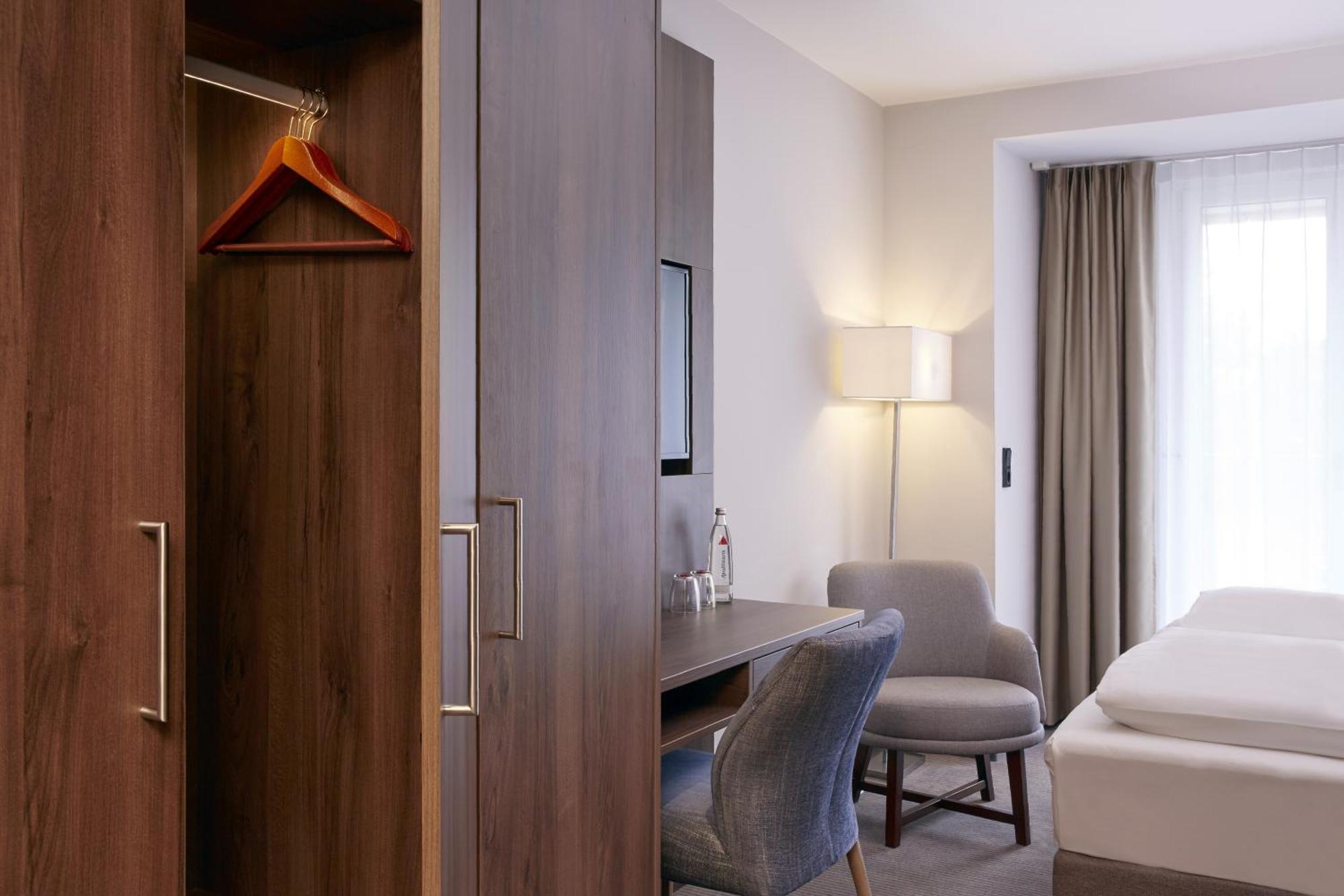 Comfort Double or Twin Room