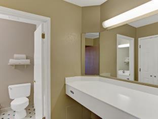 King Room - Mobility Access/Non-Smoking