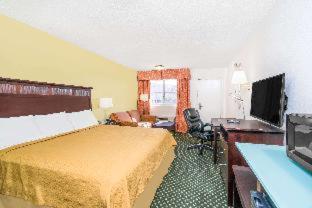 Double Room Two Double Beds Smoking