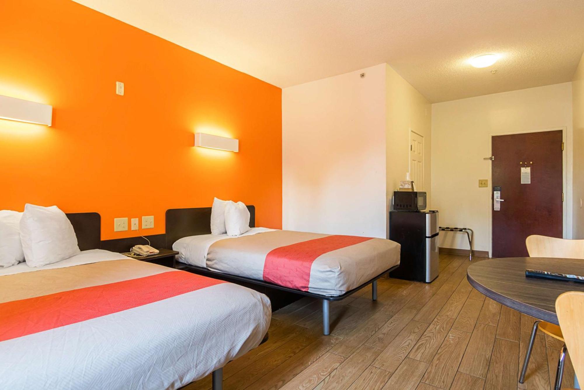 Deluxe Quadruple Room - Smoking