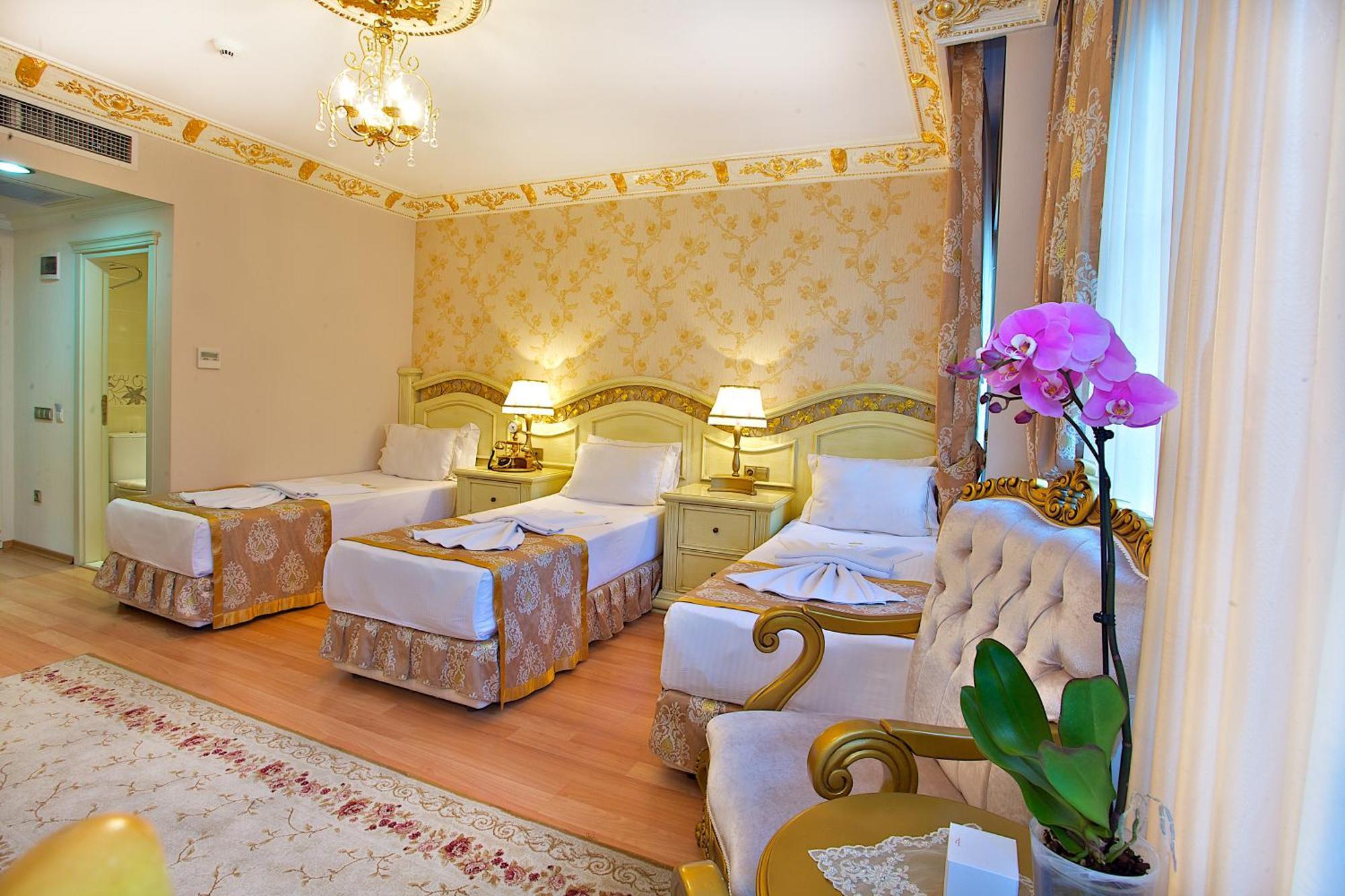 Triple Room