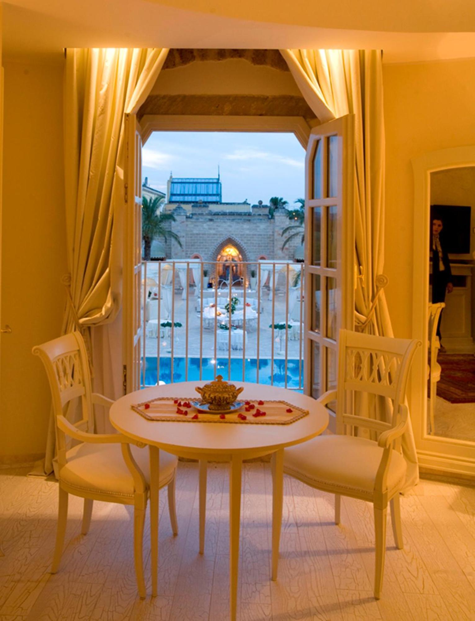Junior Suite Pool View