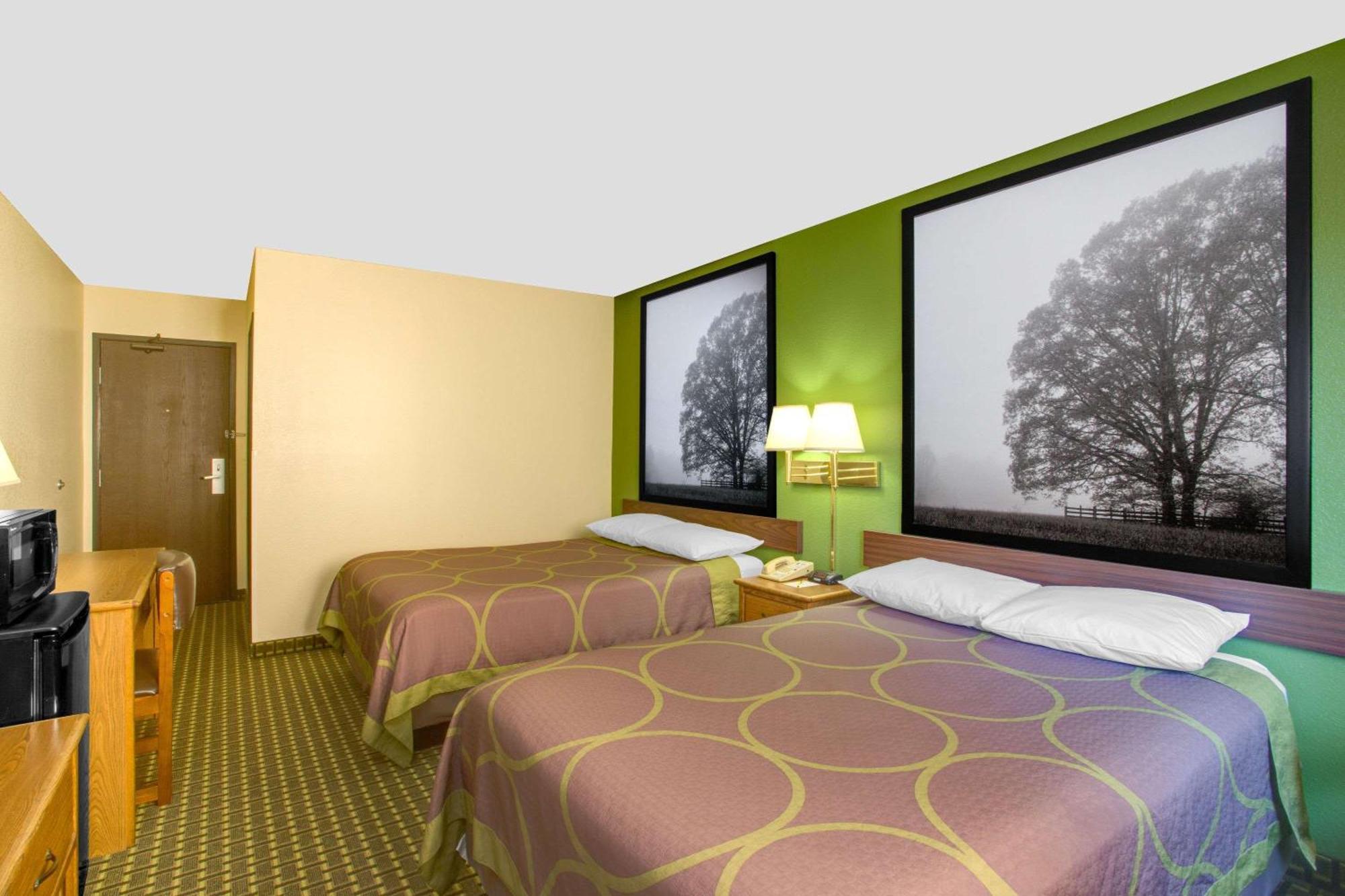 Deluxe Double Room with Two Double Beds - Non-Smoking
