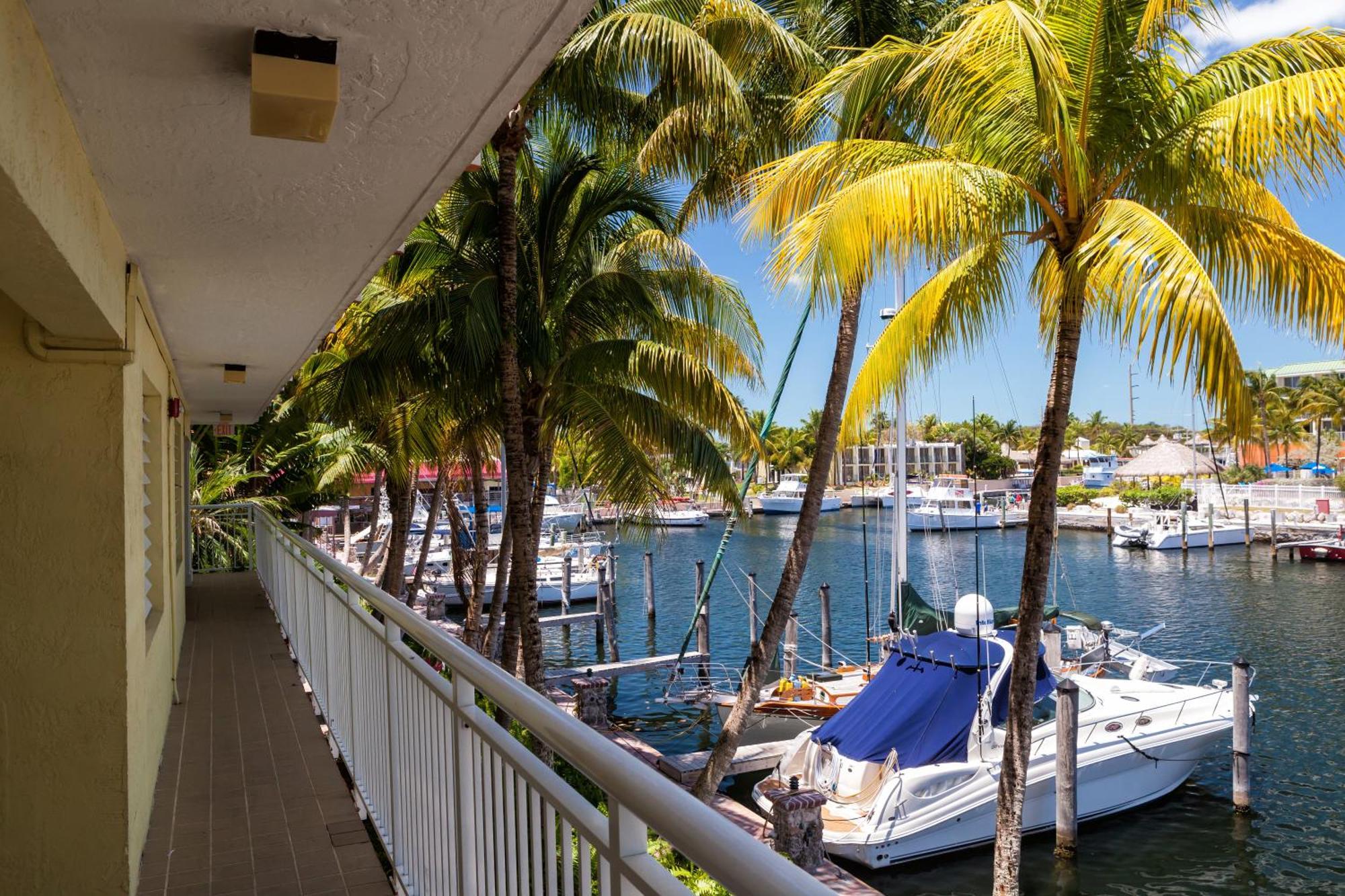 Marina View King