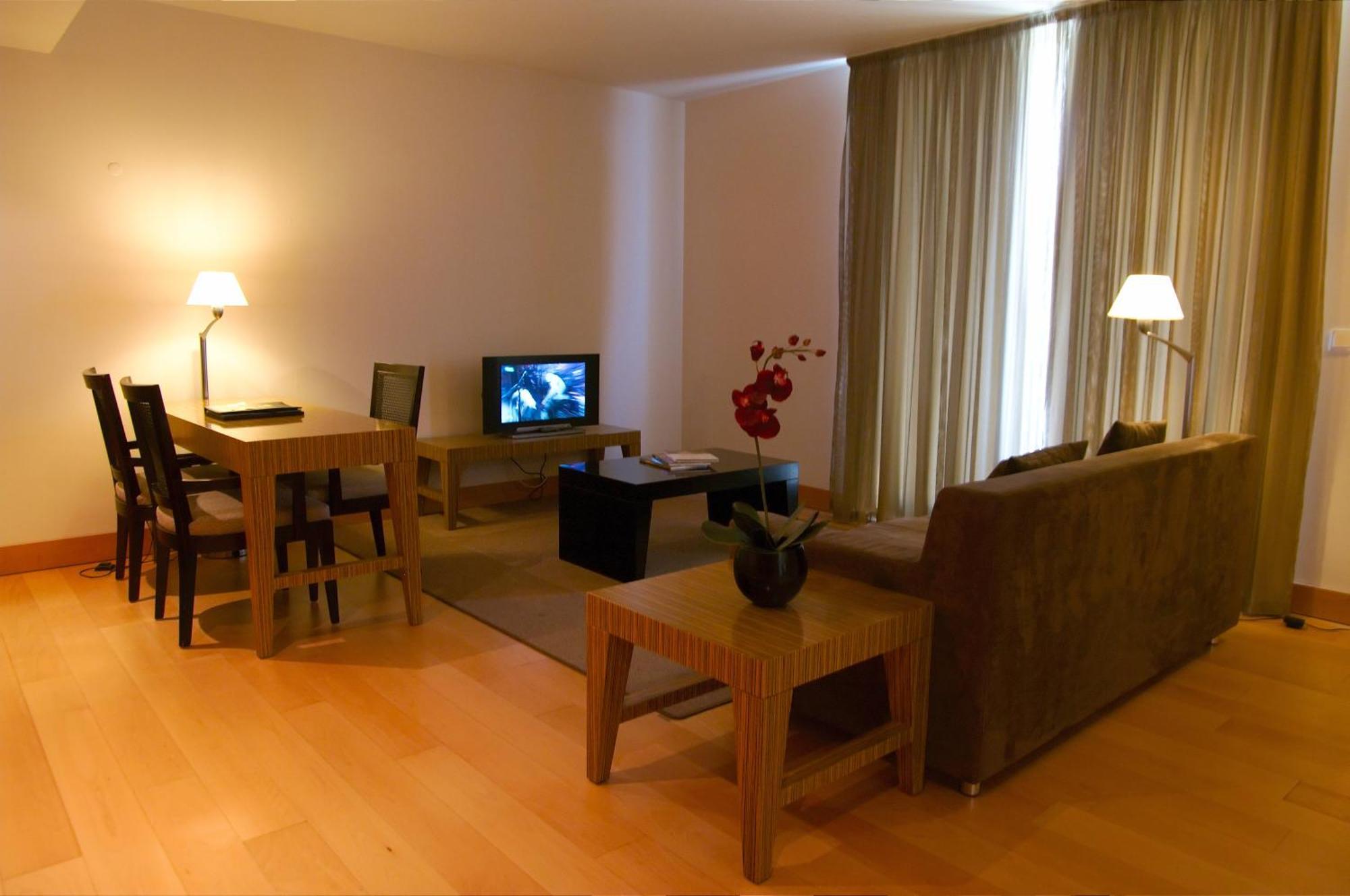 Apartamento Premium com Vista Mar Lateral (4 Adultos)