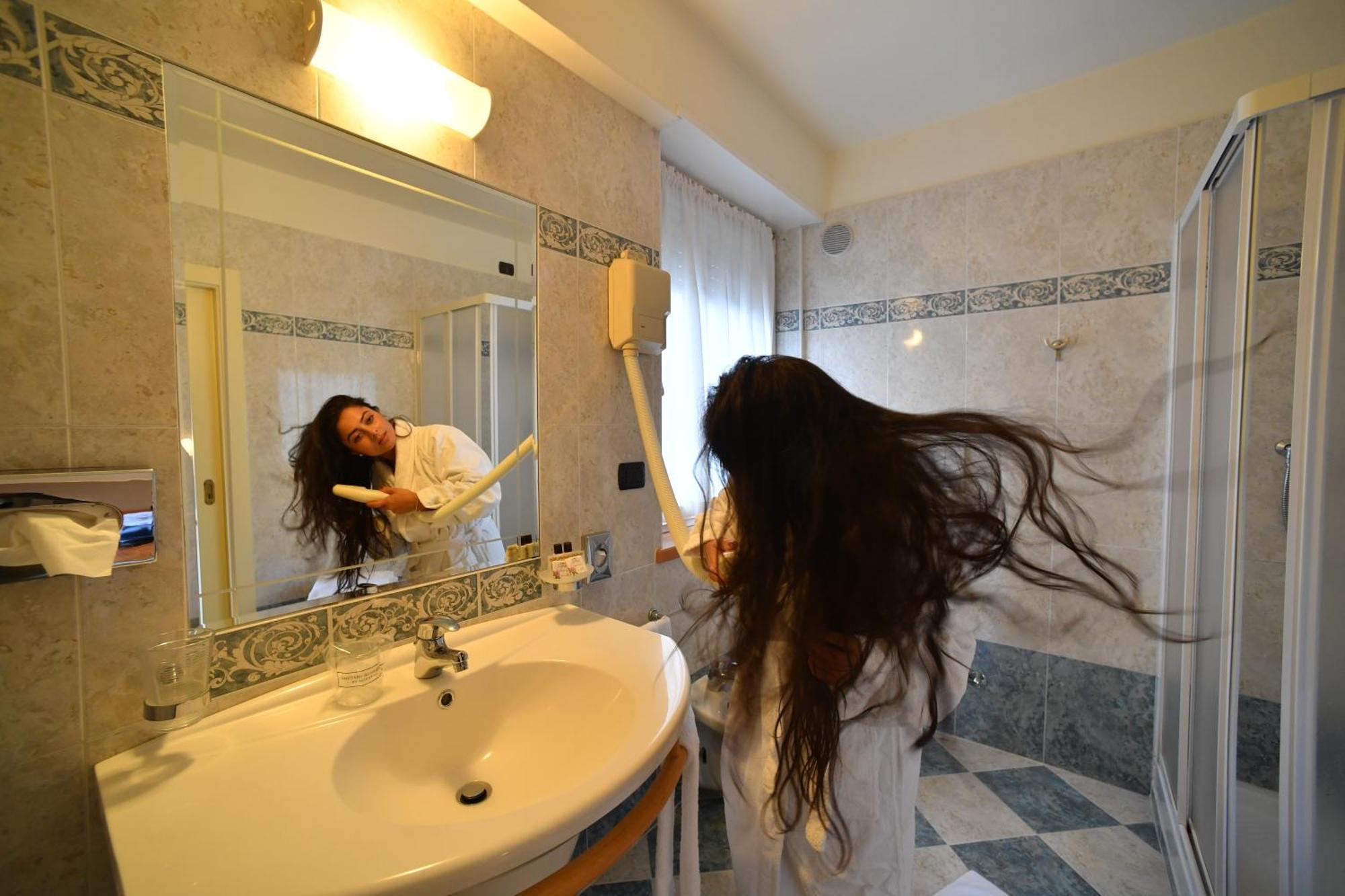 Camera Matrimoniale/Doppia con Letti Singoli