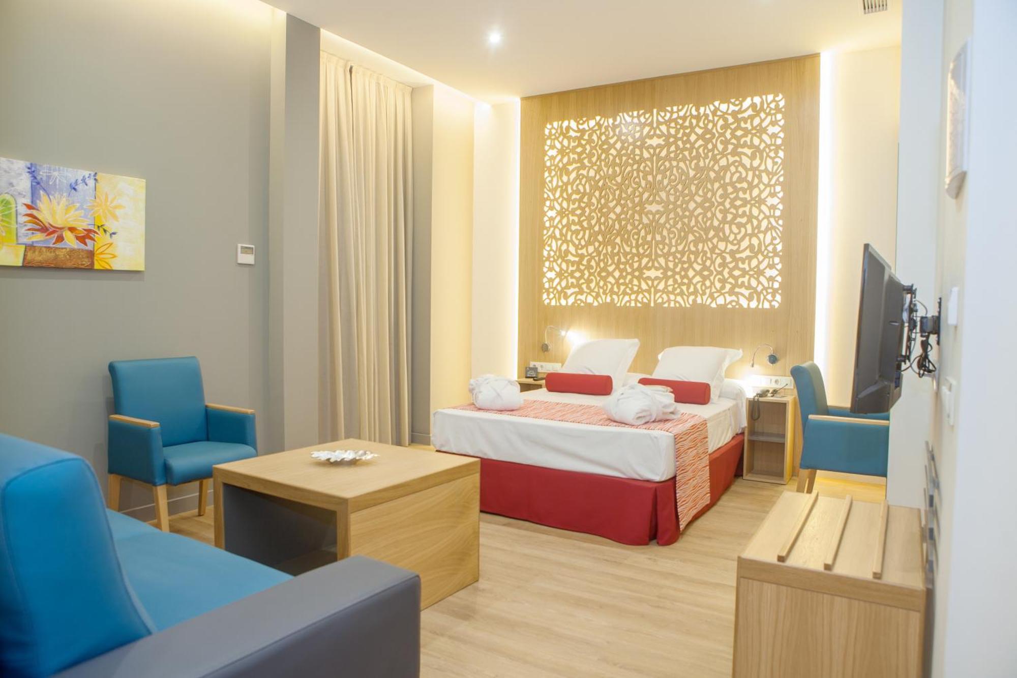 Comfort Triple Room
