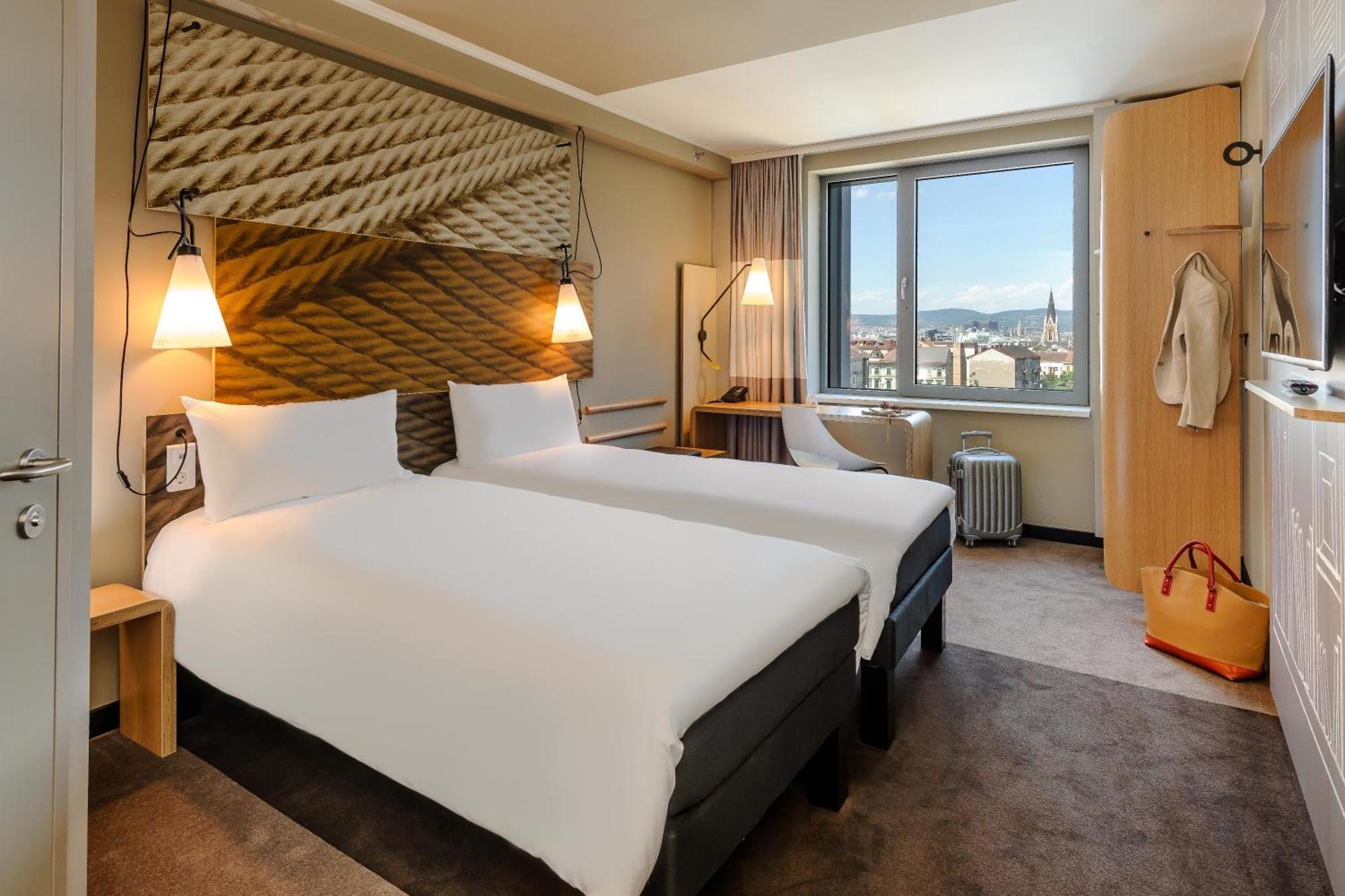 Standard Twin Room,1774539571:JPEG