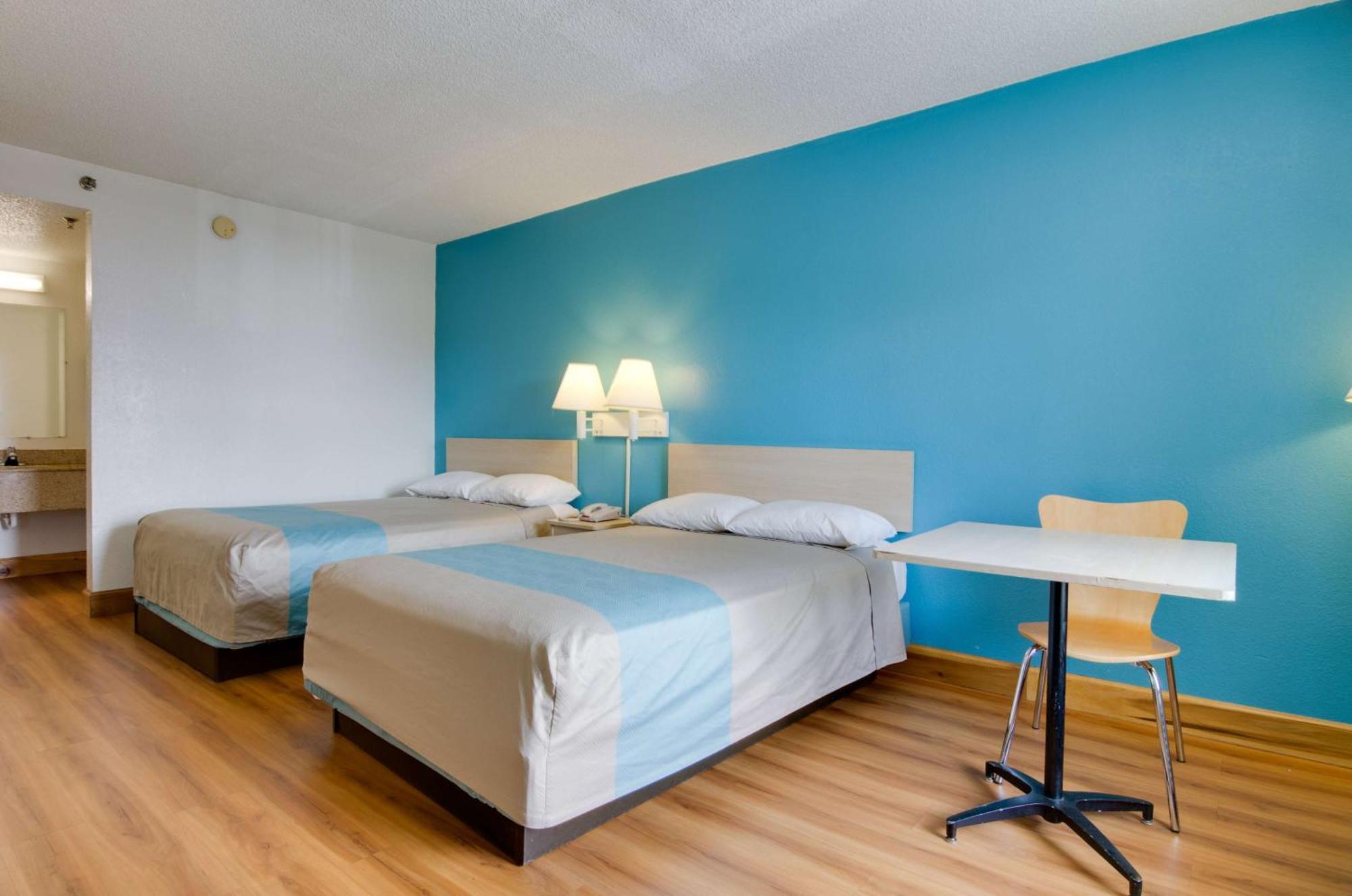 Quadruple Room - Disability Access - Smoking