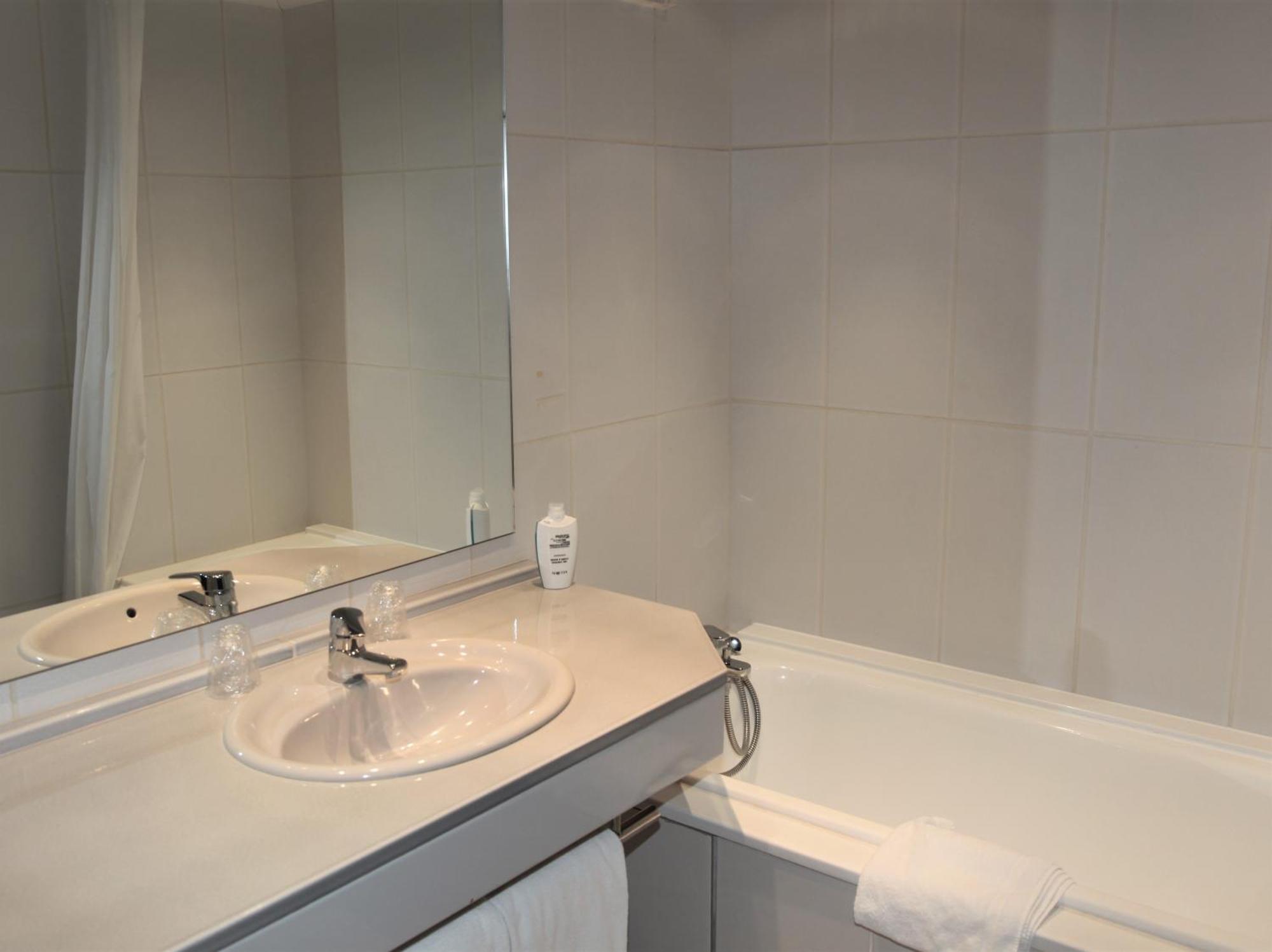 Chambre Double Standing