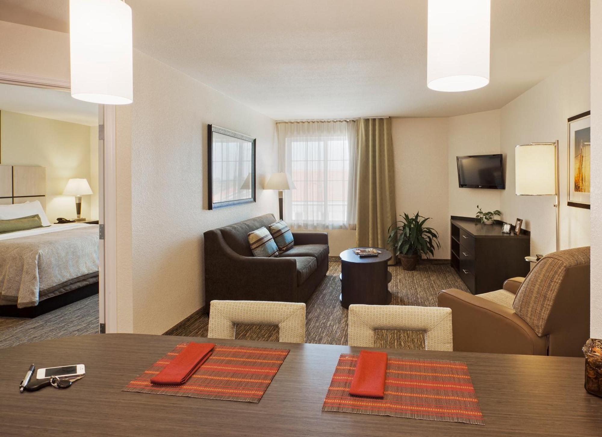 One-Bedroom Suite