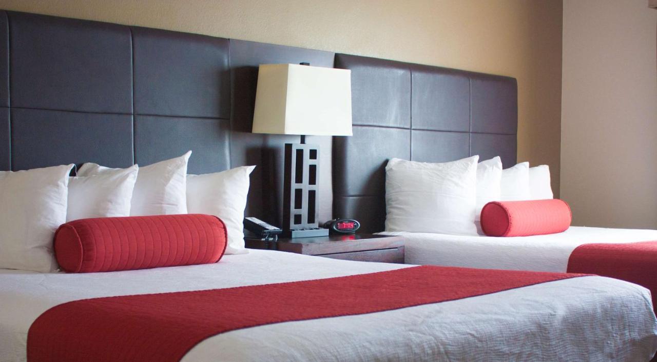 Standard Queen Room with Two Queen Beds - Non Smoking