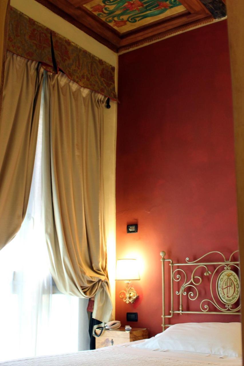 Small Double Room,1128039996:JPEG