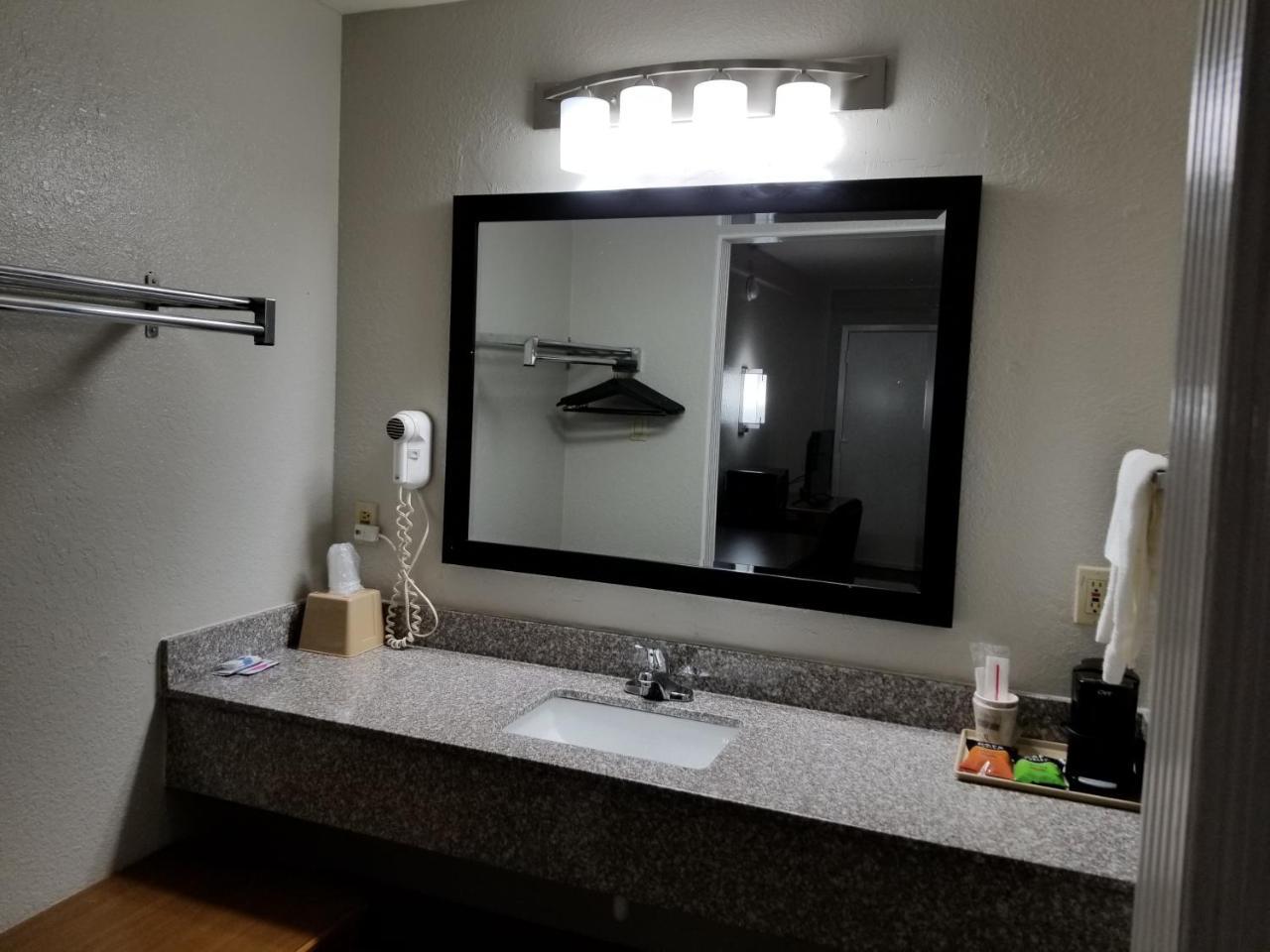 King Room,967305610:JPEG