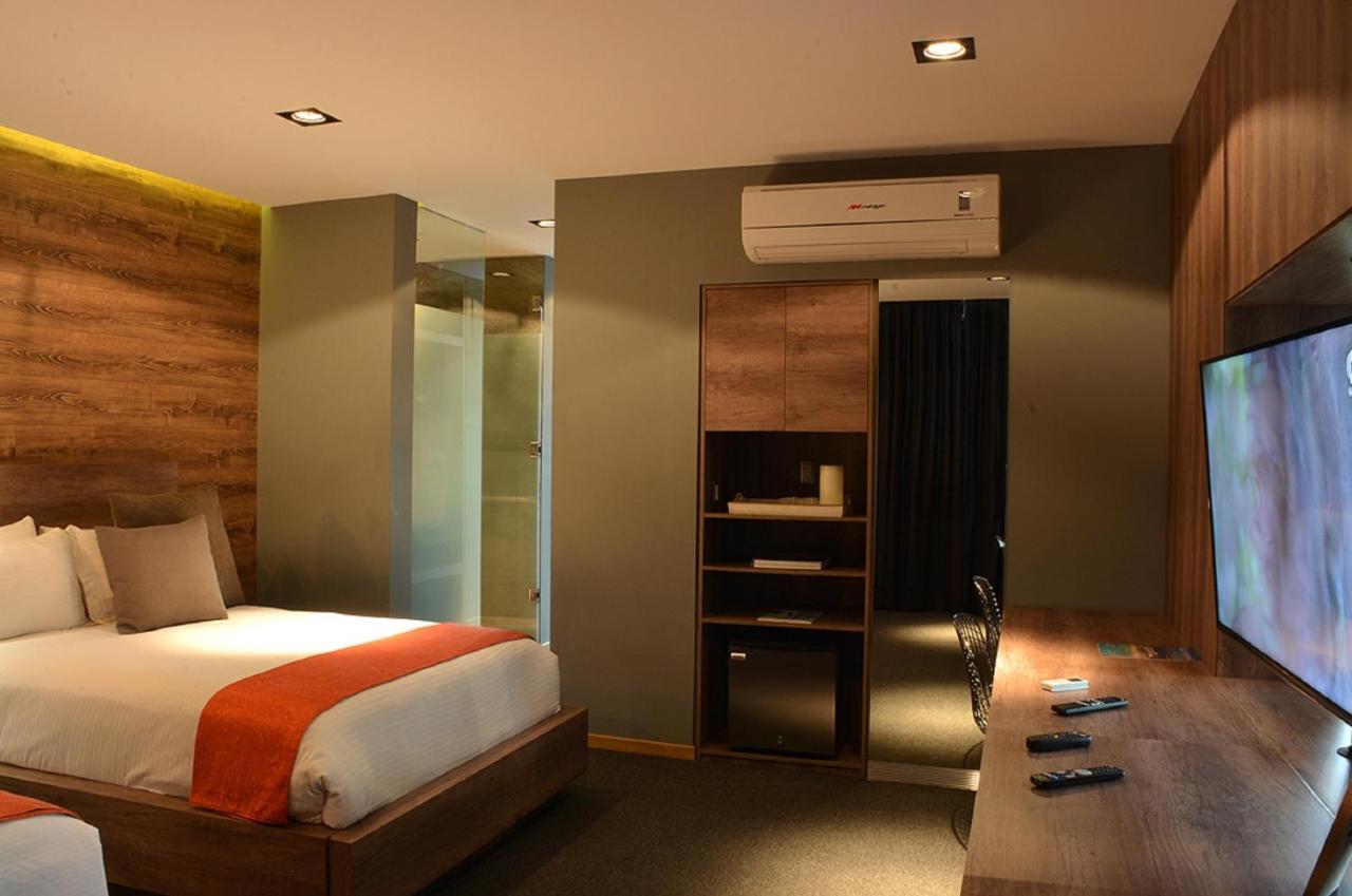 Deluxe Queen Room Two Queen Beds