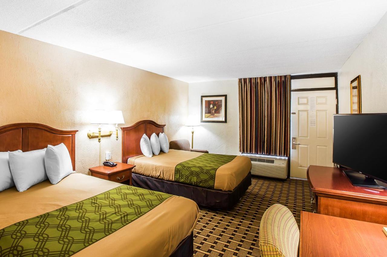 Double Room with Two Double Beds - Smoking