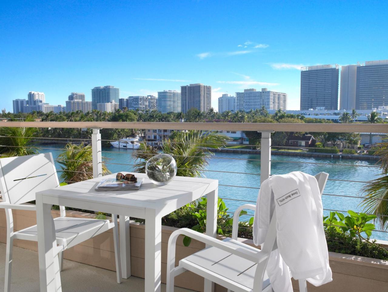 King Suite Sea View