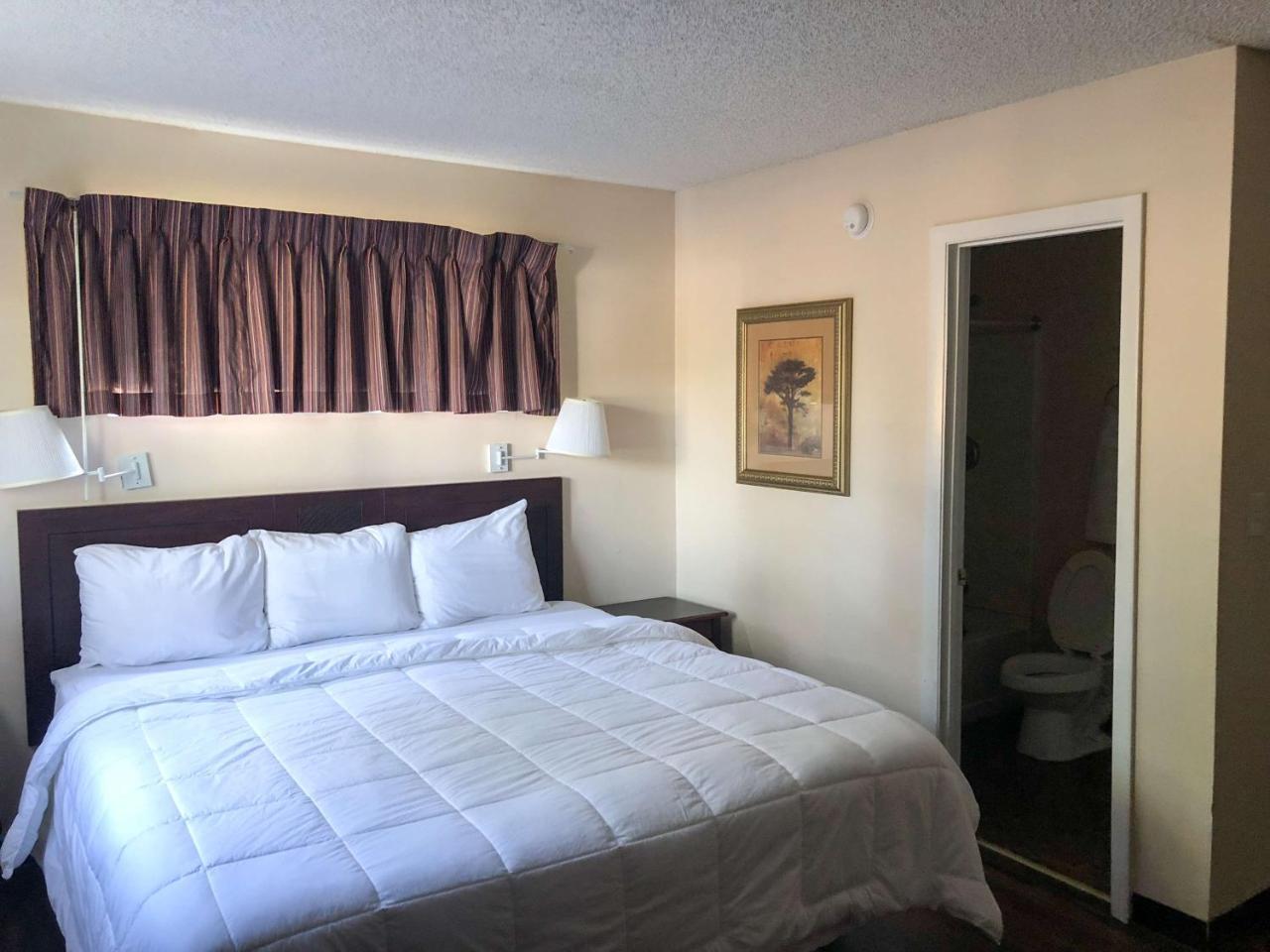 King Room - Non-Smoking
