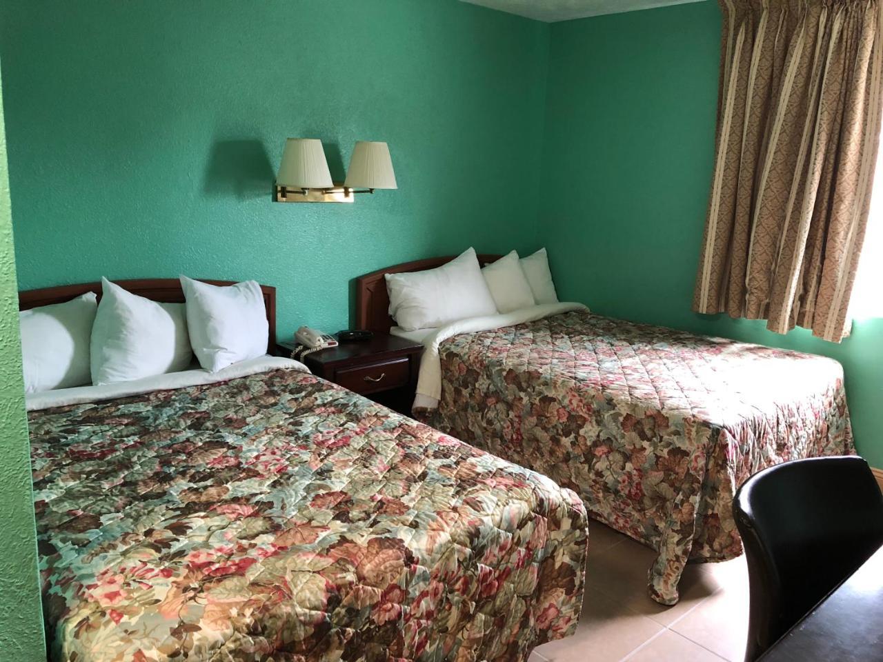 Deluxe Room Two Double Beds Non-Smoking