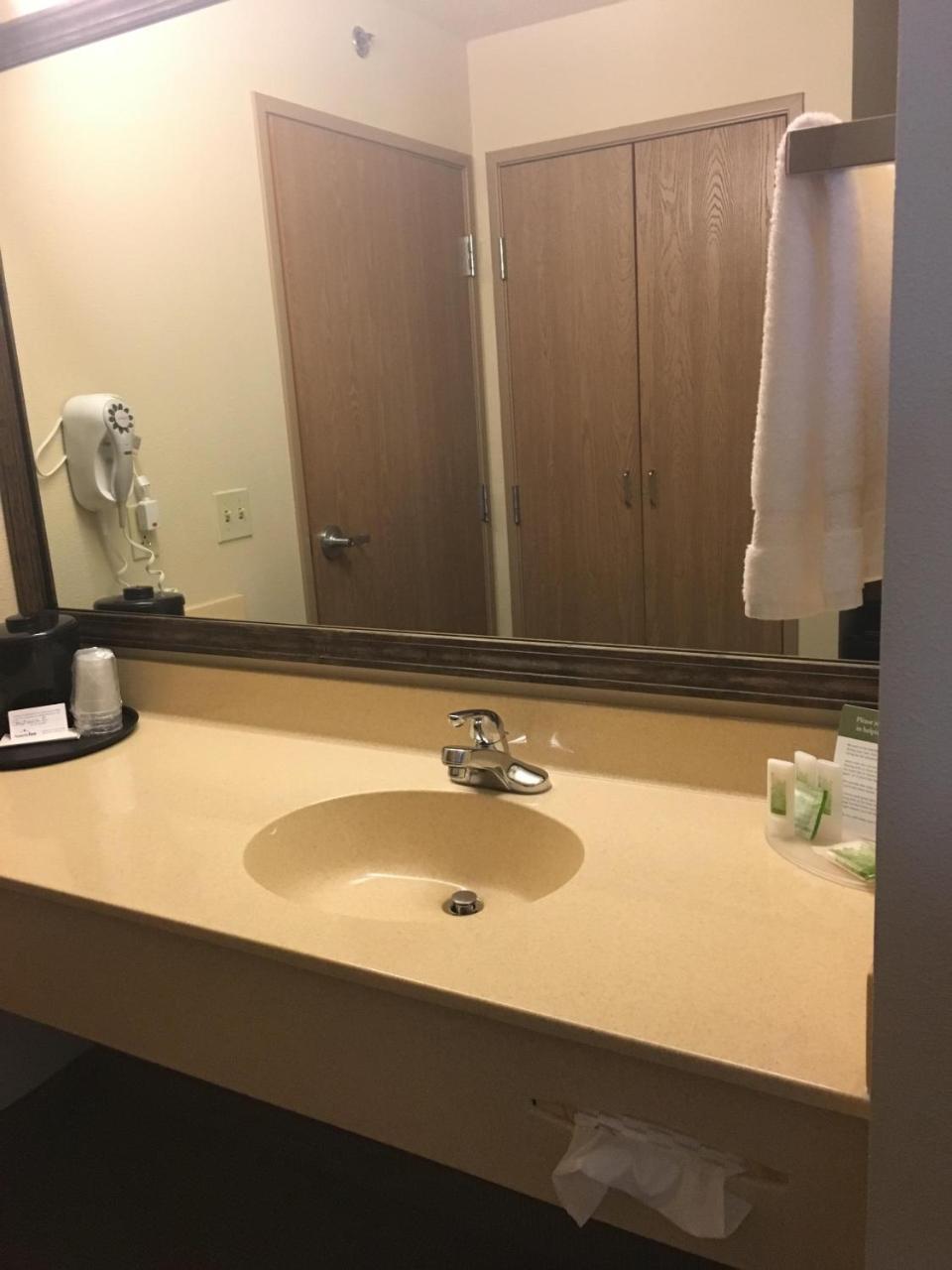 Premier King Studio Suite Jetted Tub Non-Smoking
