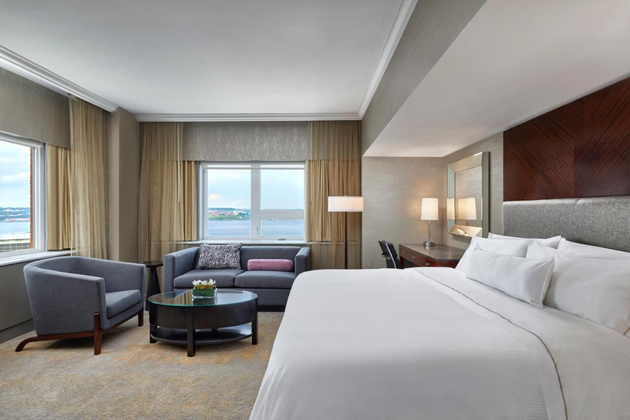 Premium Guest room 1 King Harbor view