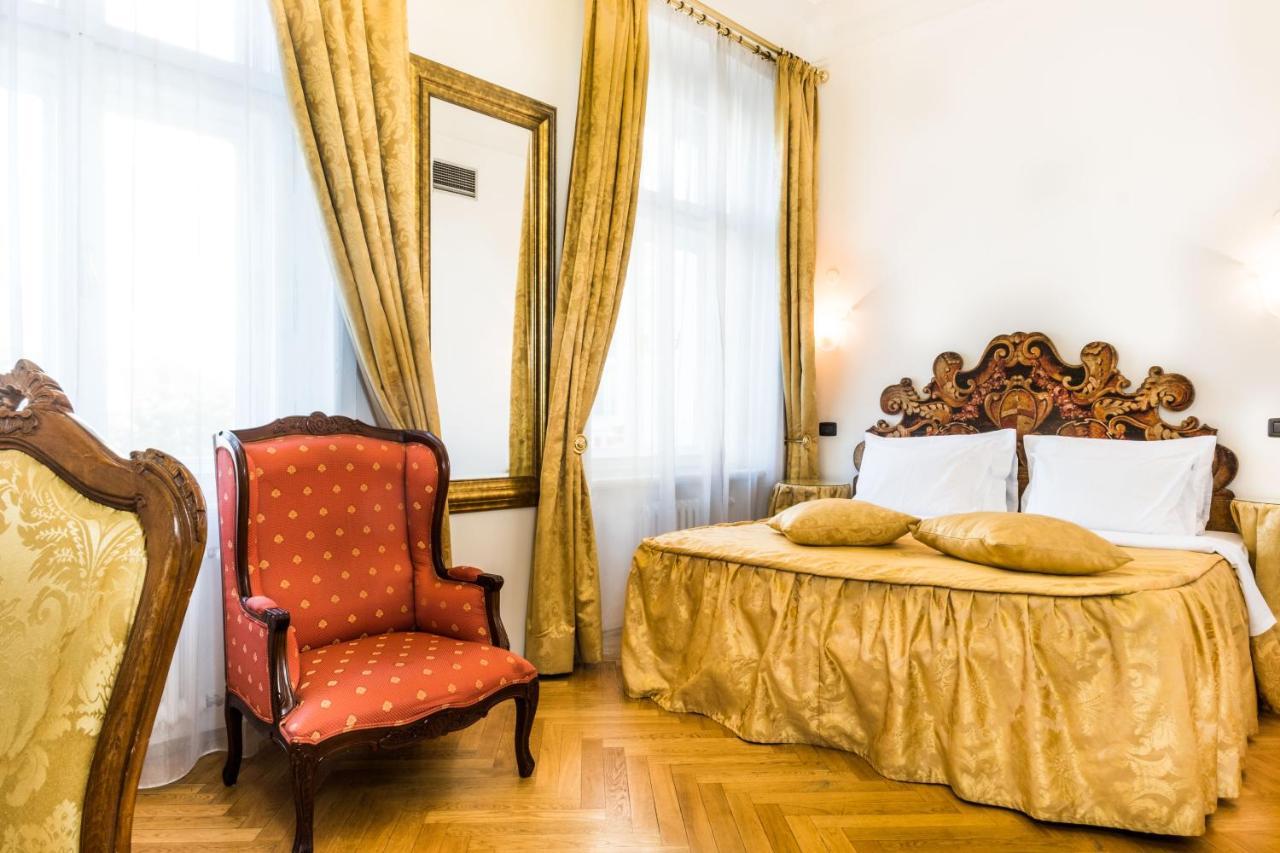 Comfort Double or Twin Room