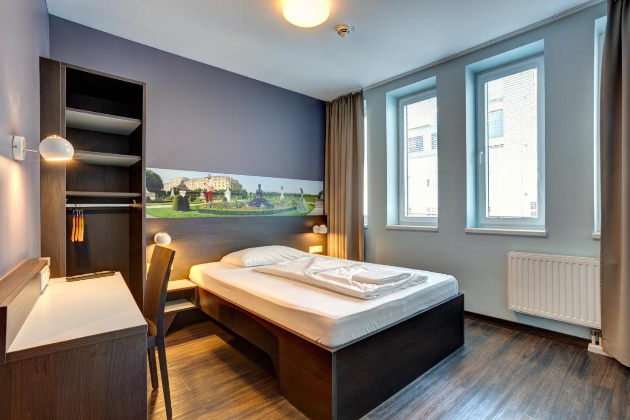 Double Room,742904764:JPEG