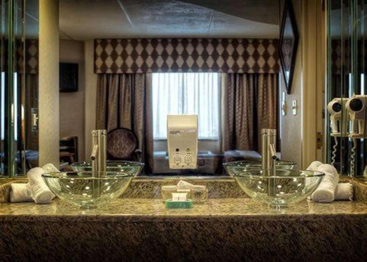 King Suite Spa Bath Non-Smoking