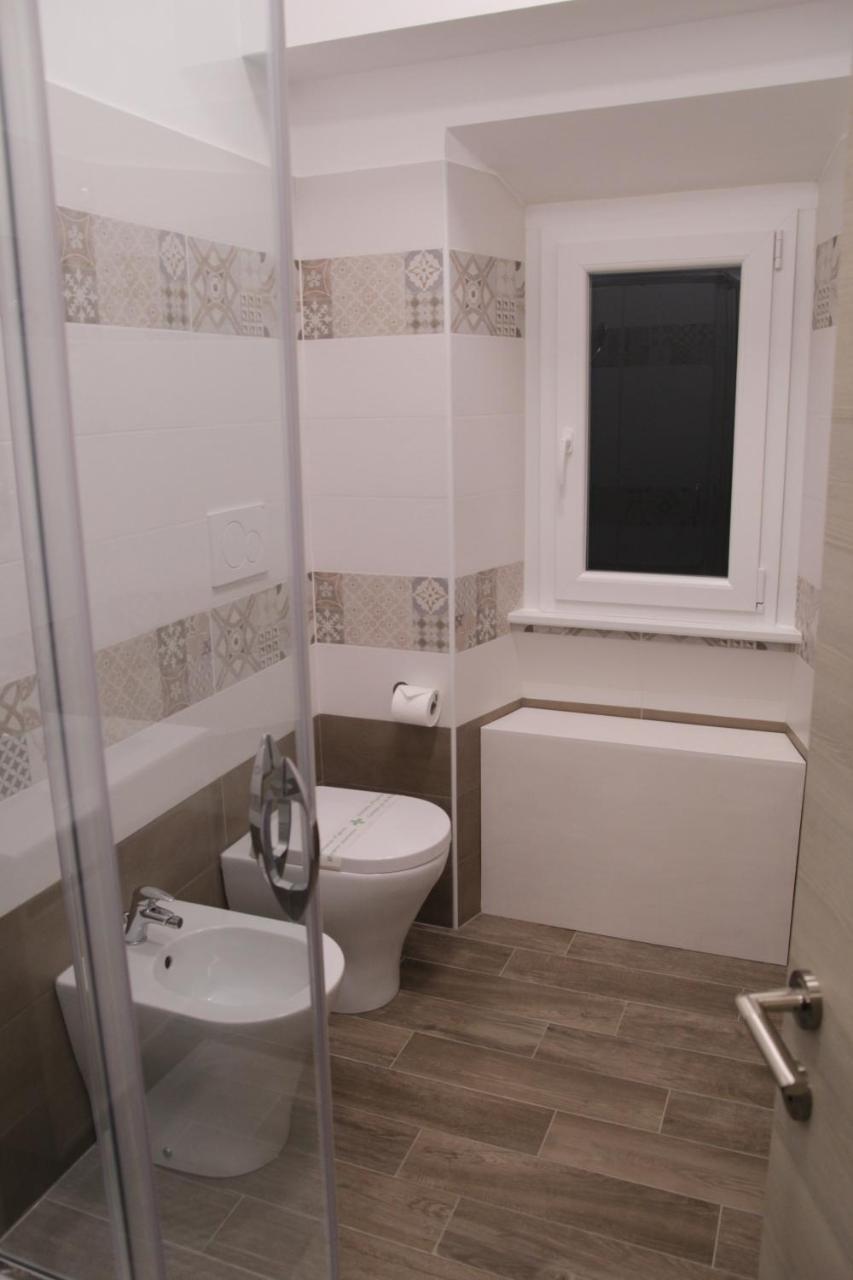 Triple Room Private Bathroom