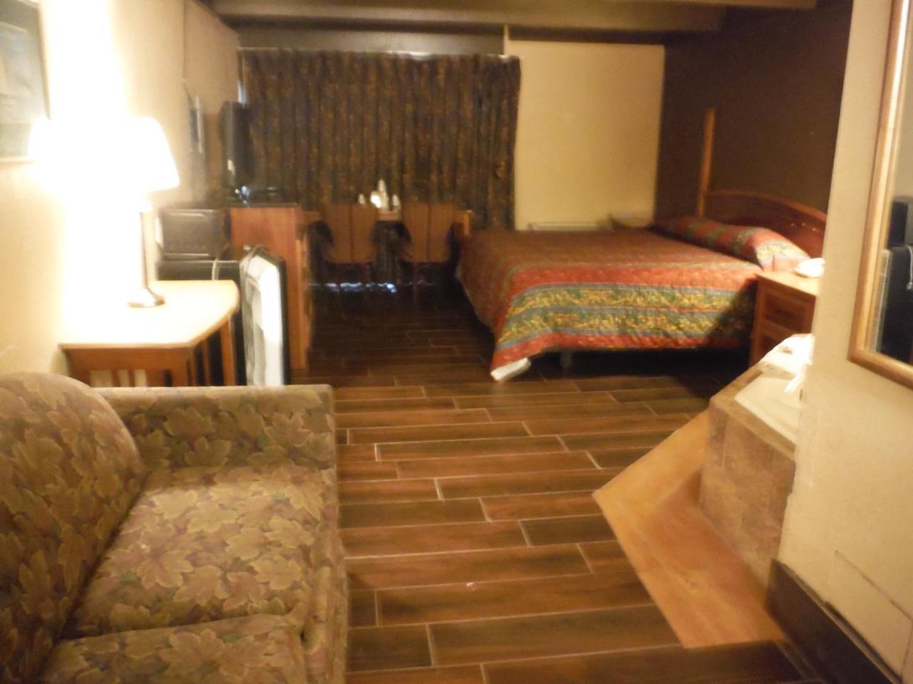 King Room Spa Bath