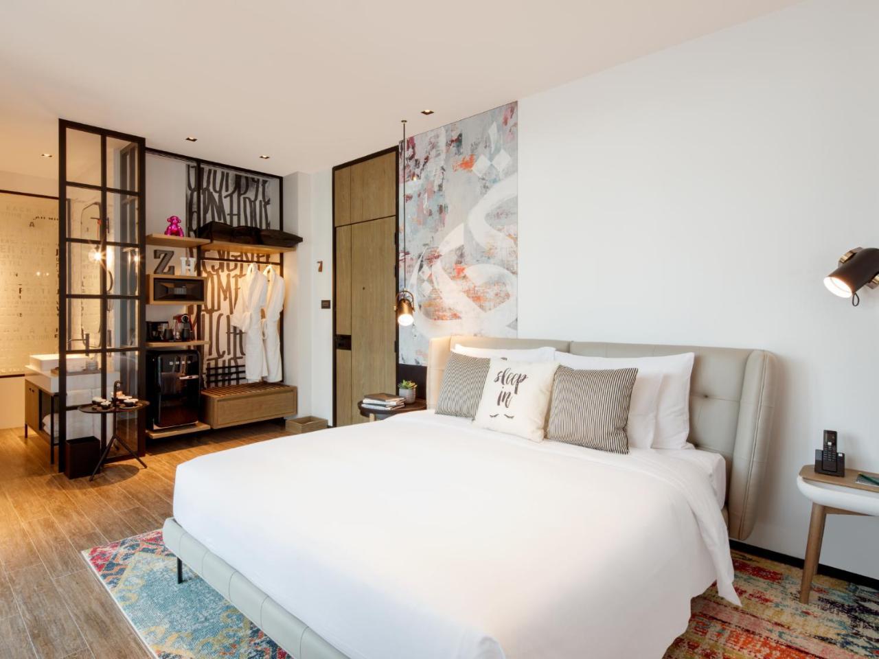 Popular Balcony Room