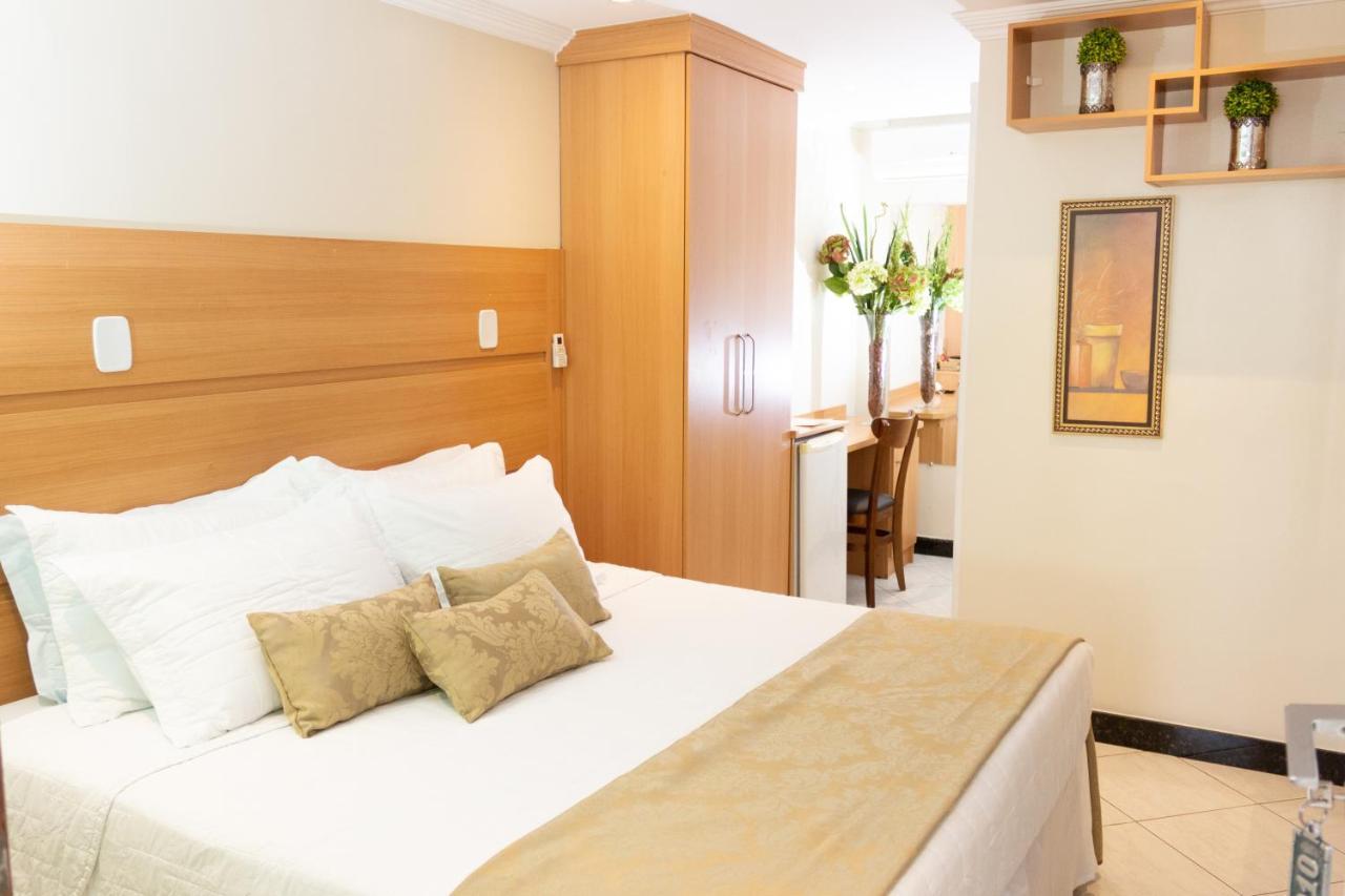 Quarto Econômico com Cama de Casal ou 2 de Solteiro