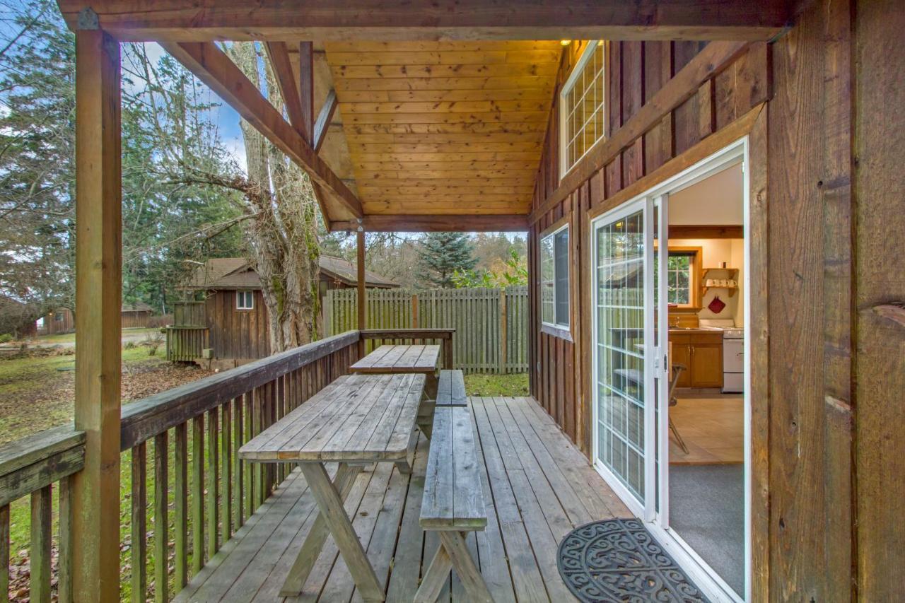 Deluxe Bungalow with Garden View (No pets)