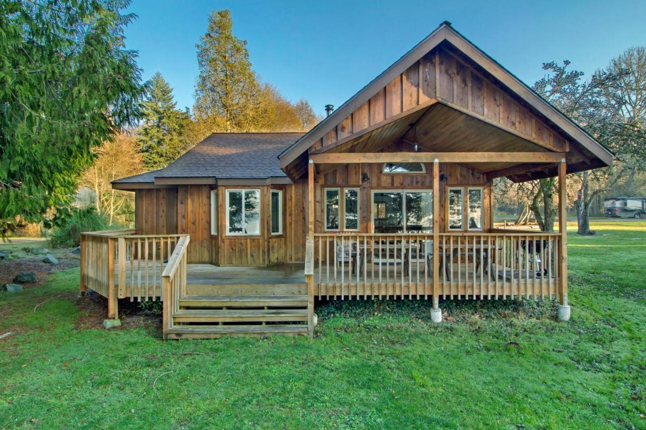 Deluxe Bungalow with Sea View (No pets)