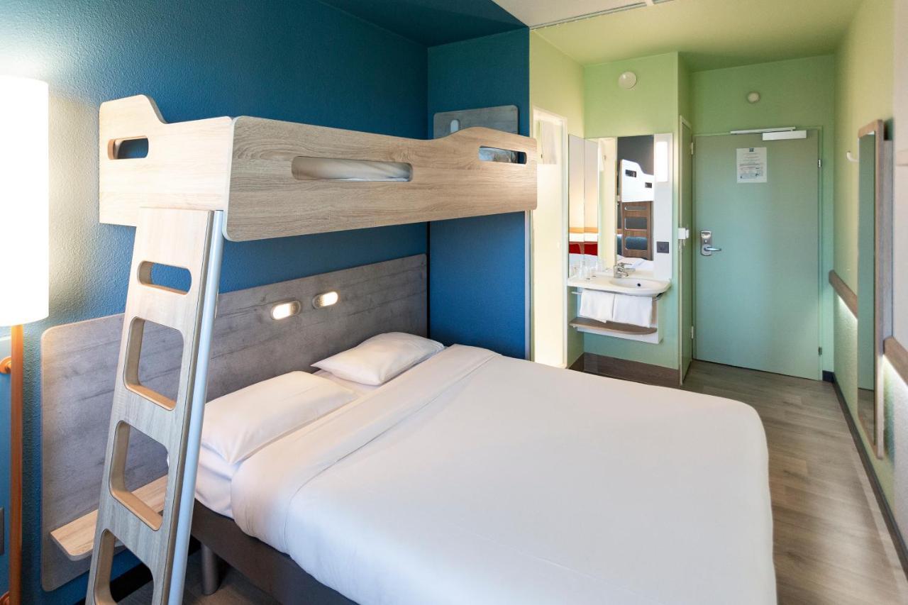 Chambre Triple avec 1 Lit Double et 1 Lit Superposé