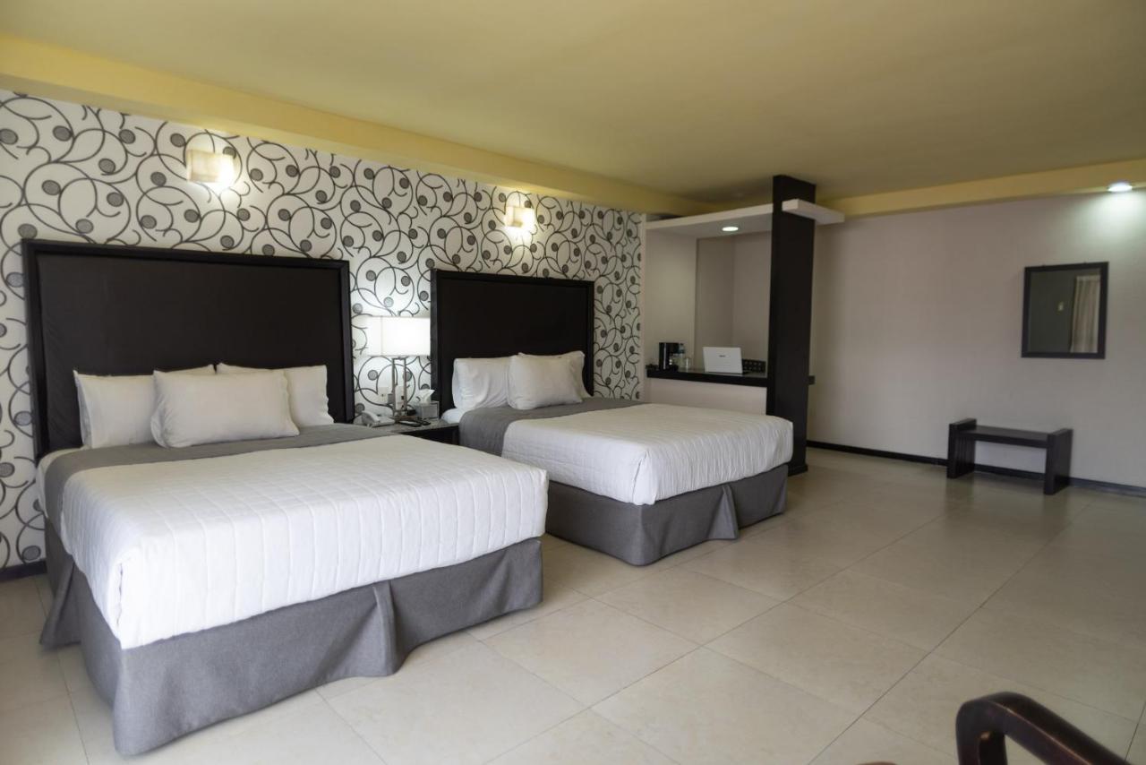 Queen Room Two Queen Beds