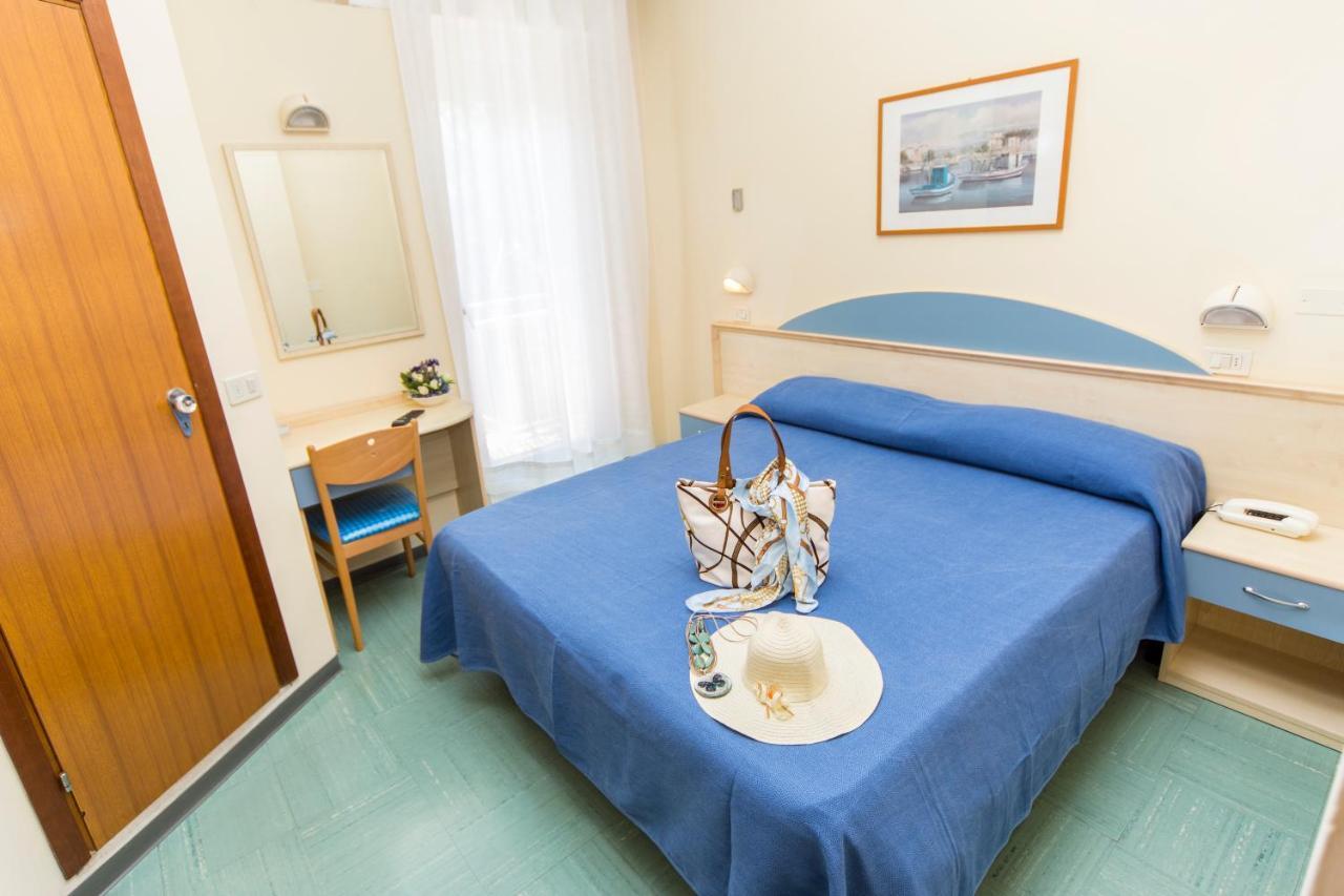 Double or Twin Room Balcony