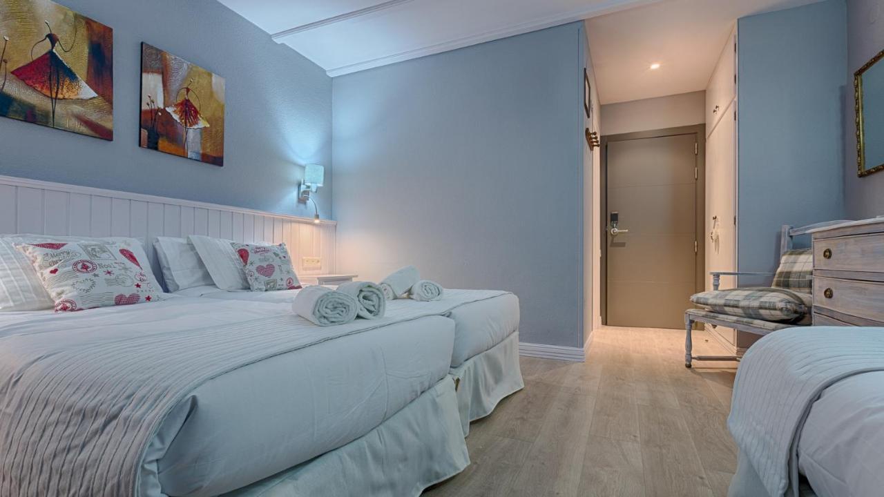 Triple Room,753413921:JPEG