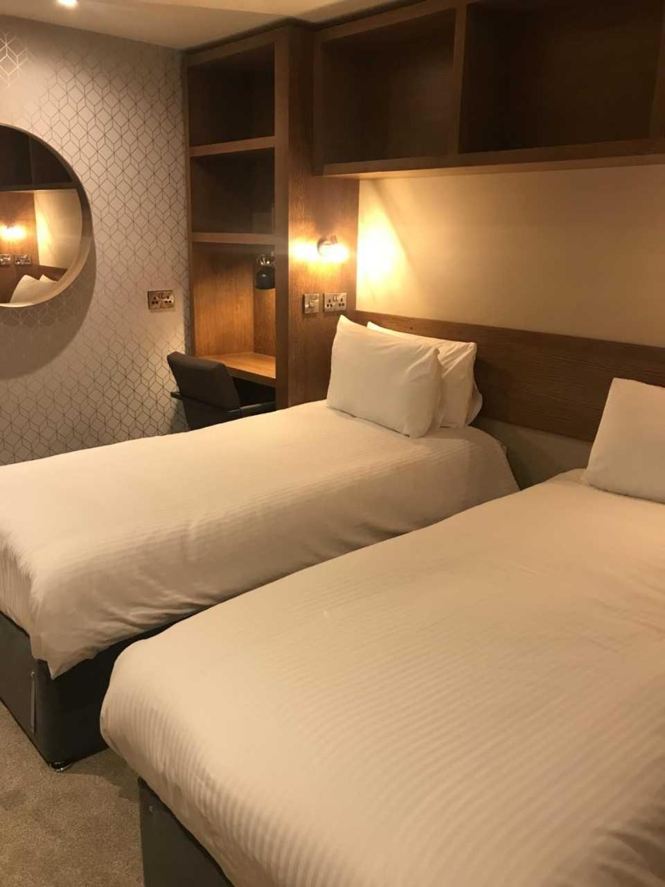 Budget Double or Twin Room Motel Building